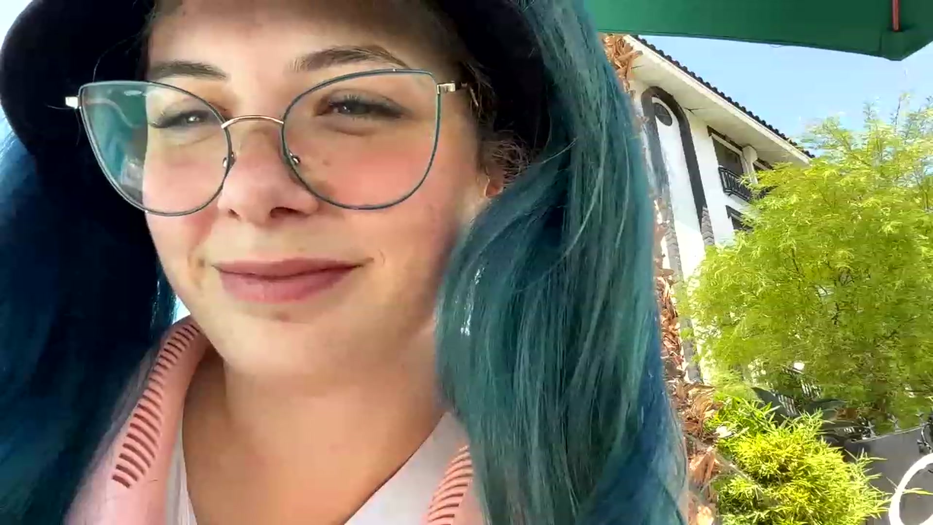 Gallery image thumbnail from Hemppopotamus's myfreecams stream on, 05/24/2023, 21:30 image 3 of 20
