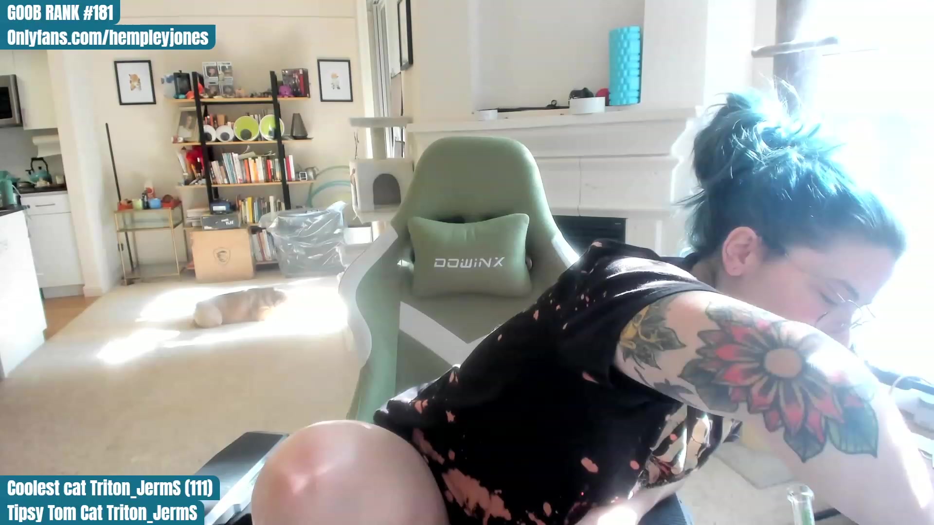 Gallery image thumbnail from Hemppopotamus's myfreecams stream on, 05/28/2023, 24:43 image 19 of 20
