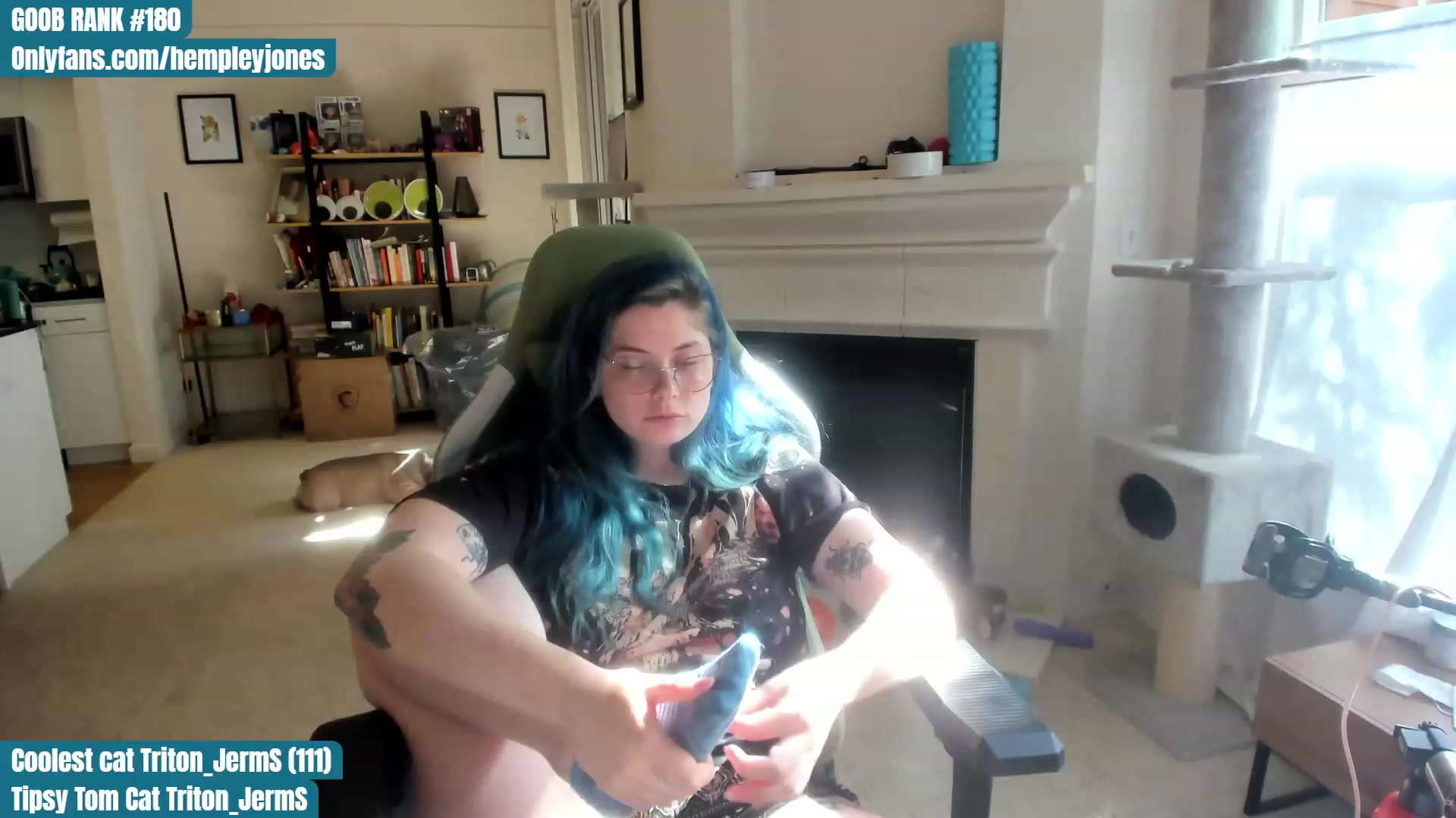 Gallery image thumbnail from Hemppopotamus's myfreecams stream on, 05/28/2023, 24:43 image 9 of 20
