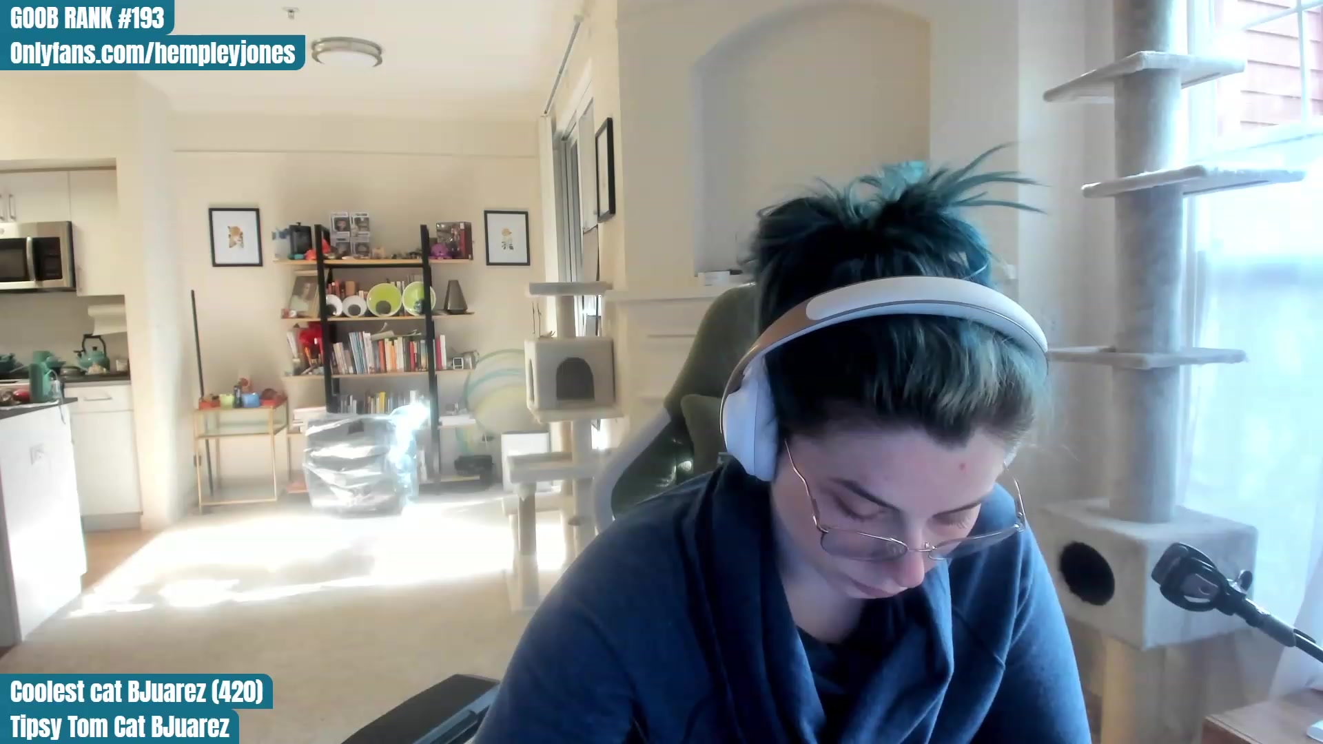 Gallery image thumbnail from Hemppopotamus's myfreecams stream on, 05/29/2023, 01:24 image 15 of 20