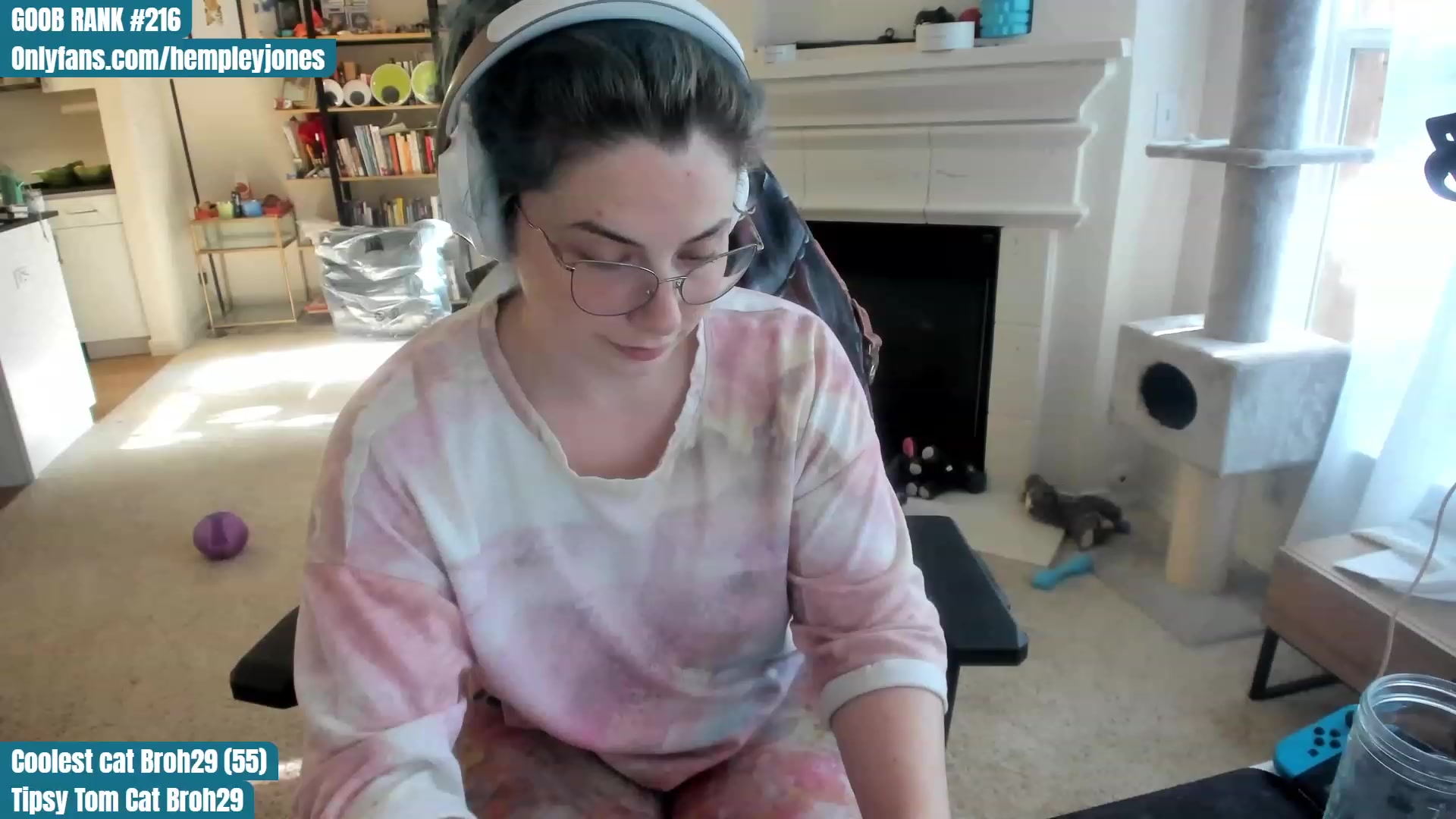 Gallery image thumbnail from Hemppopotamus's myfreecams stream on, 05/31/2023, 01:47 image 11 of 20