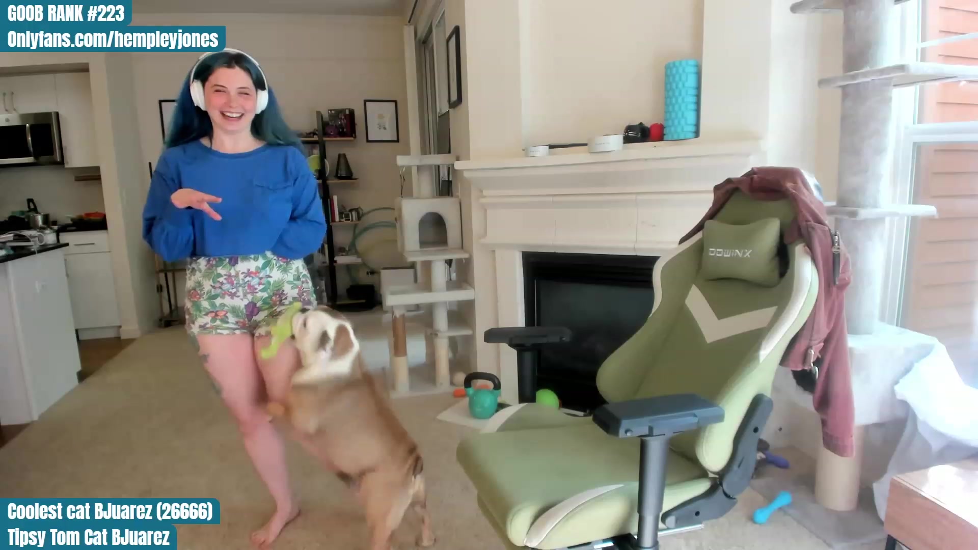 Gallery image thumbnail from Hemppopotamus's myfreecams stream on, 05/31/2023, 23:40 image 5 of 20