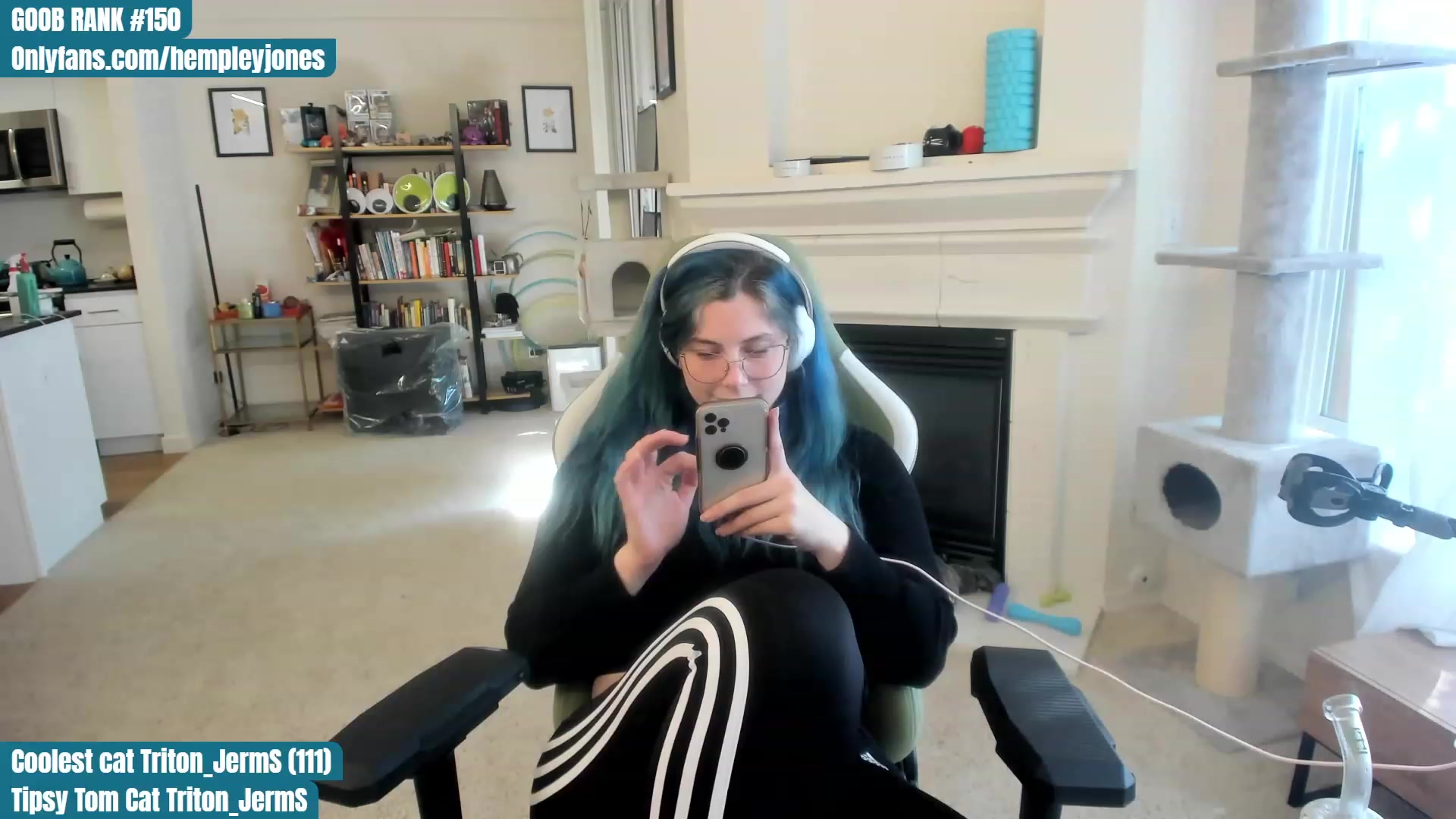 Gallery image thumbnail from Hemppopotamus's myfreecams stream on, 06/02/2023, 01:47 image 5 of 20