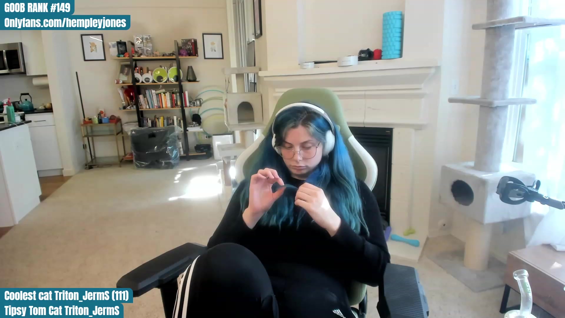 Gallery image thumbnail from Hemppopotamus's myfreecams stream on, 06/02/2023, 01:47 image 7 of 20