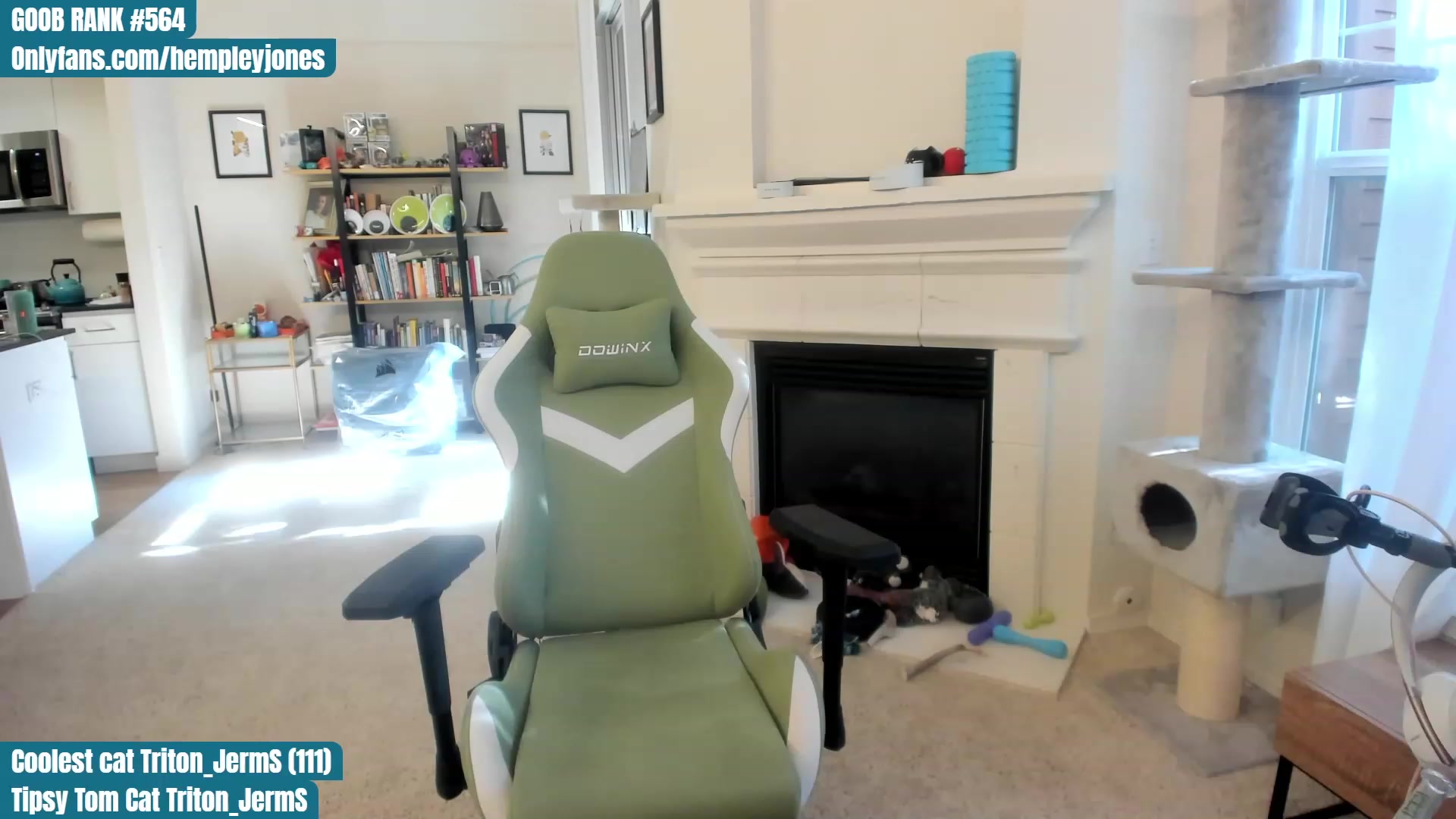 Gallery image thumbnail from Hemppopotamus's myfreecams stream on, 06/04/2023, 24:58 image 17 of 20