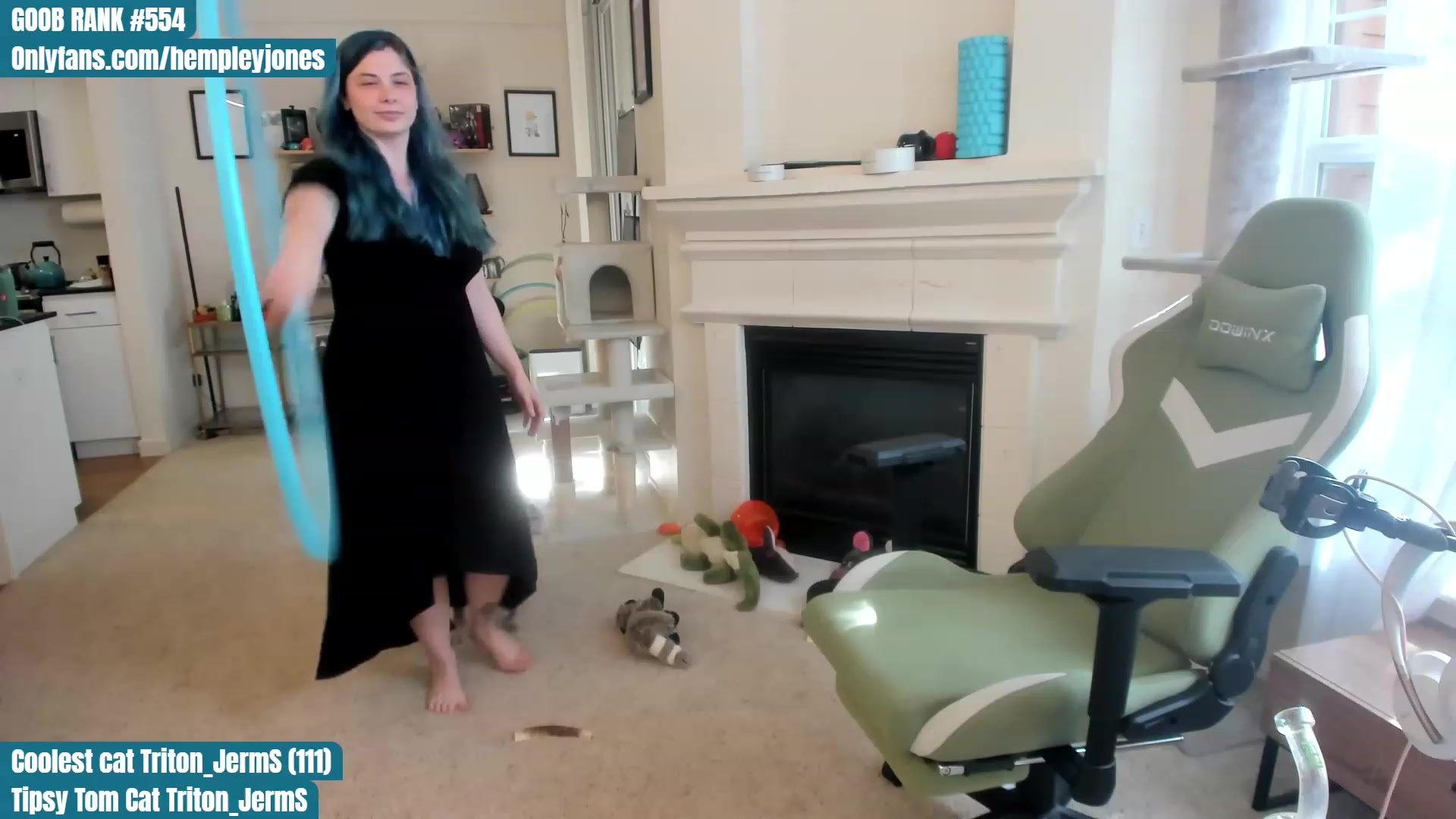 Gallery image thumbnail from Hemppopotamus's myfreecams stream on, 06/04/2023, 01:32 image 7 of 20
