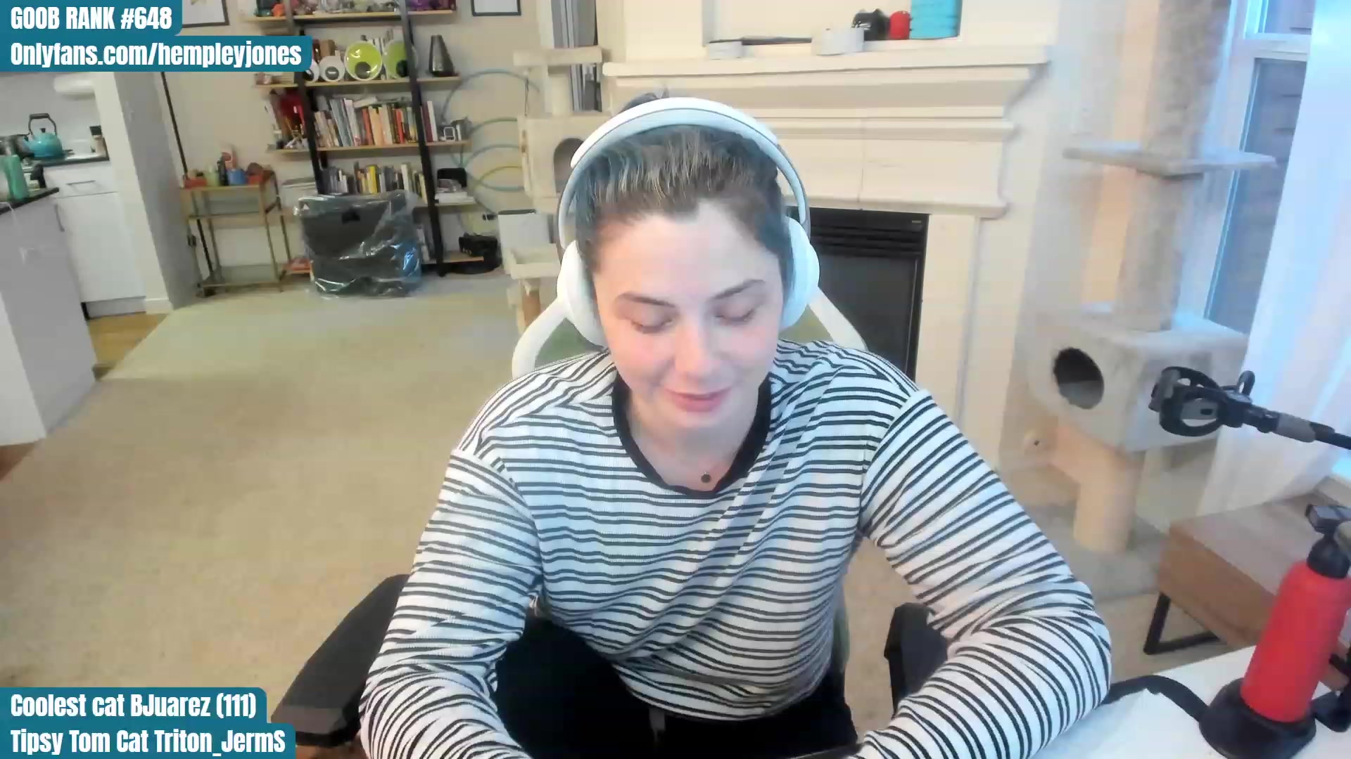 Gallery image thumbnail from Hemppopotamus's myfreecams stream on, 06/05/2023, 03:38 image 9 of 20