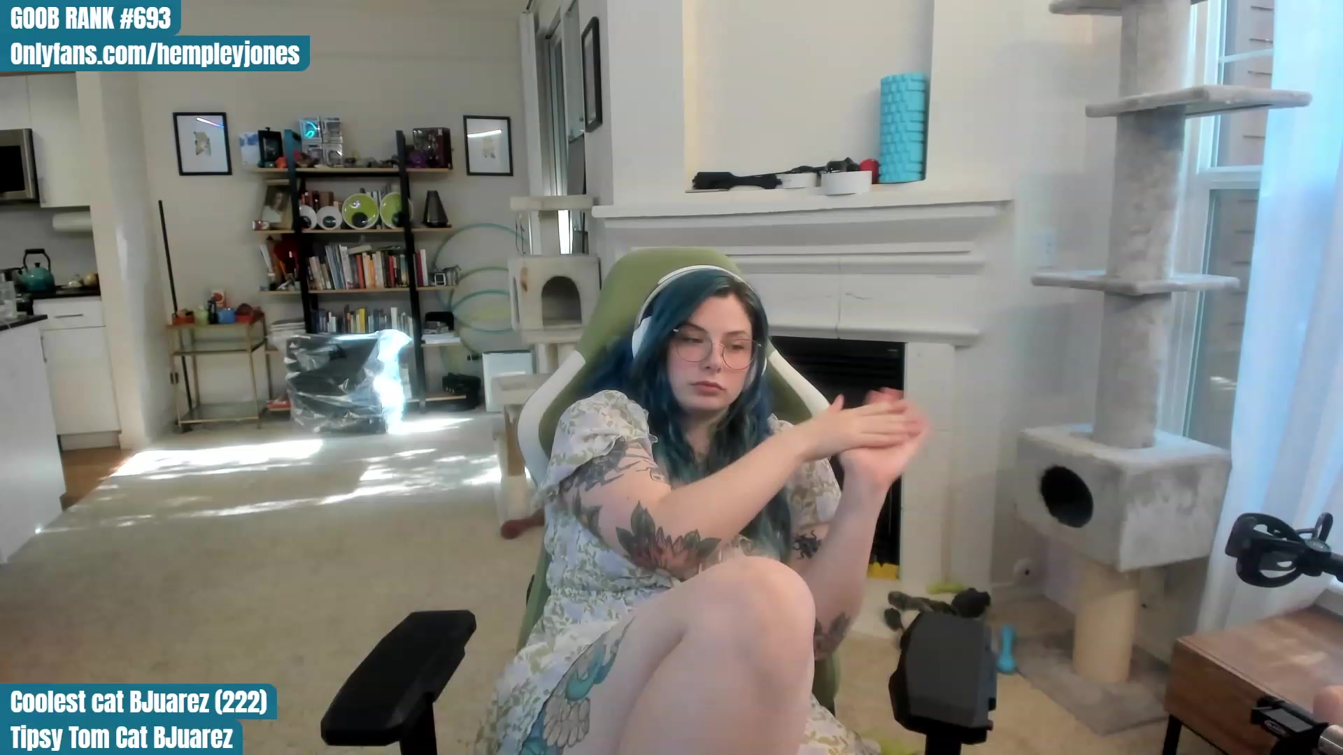 Gallery image thumbnail from Hemppopotamus's myfreecams stream on, 06/06/2023, 01:49 image 12 of 20