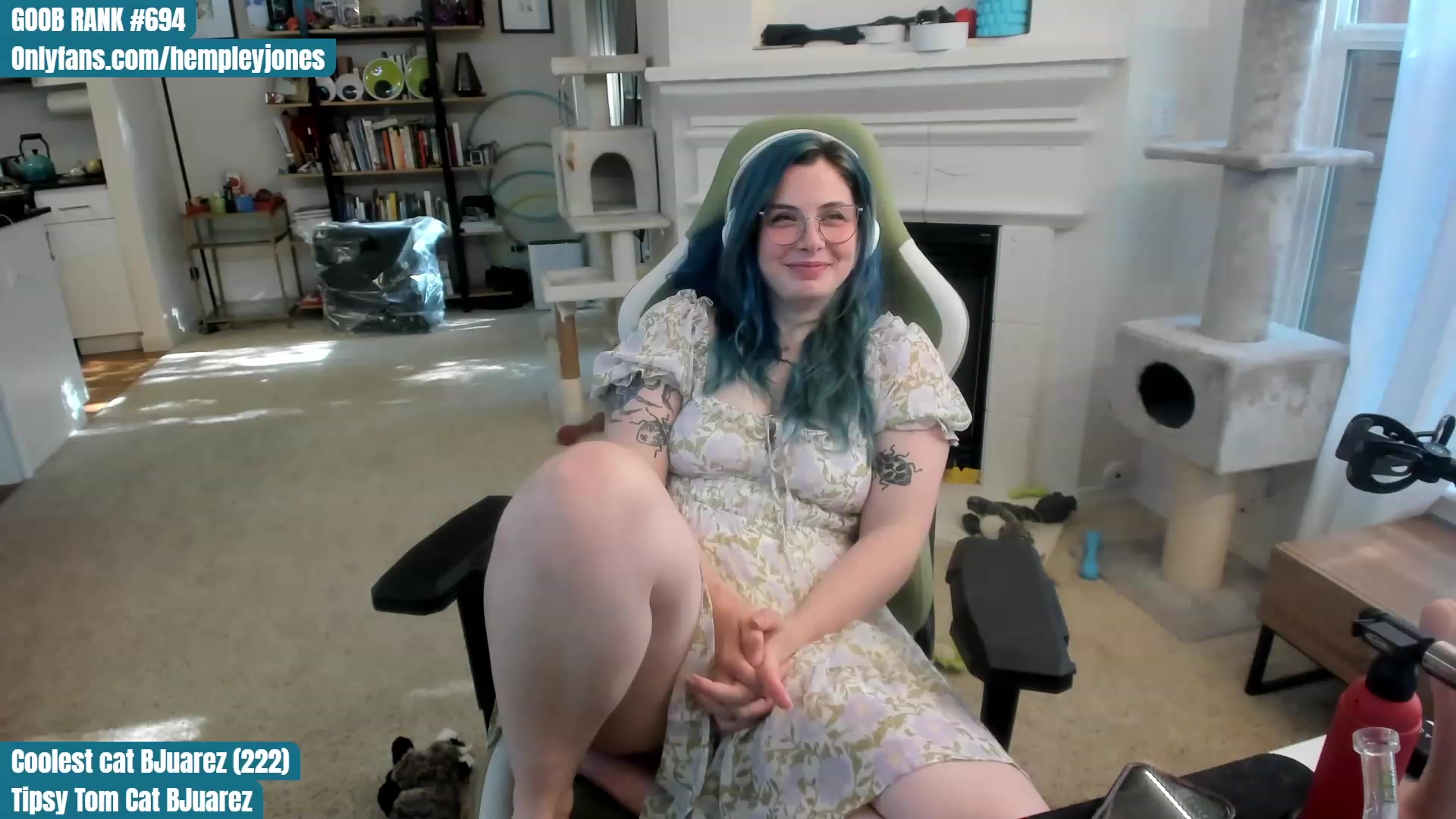 Gallery image thumbnail from Hemppopotamus's myfreecams stream on, 06/06/2023, 01:49 image 14 of 20