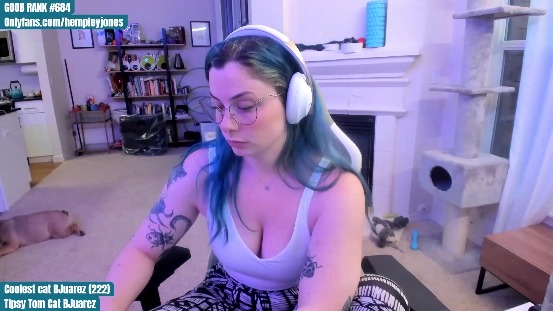 Gallery image thumbnail from Hemppopotamus's myfreecams stream on, 06/06/2023, 03:44 image 10 of 20