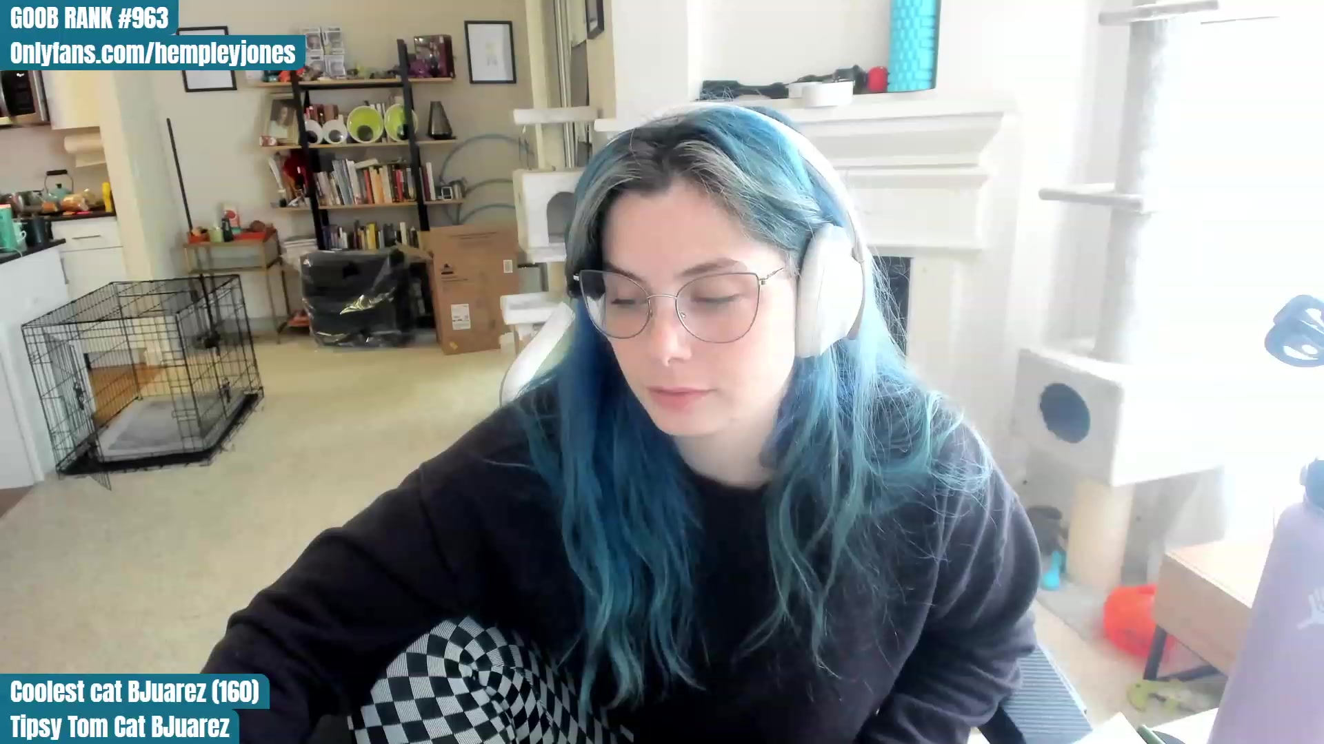 Gallery image thumbnail from Hemppopotamus's myfreecams stream on, 06/11/2023, 23:15 image 12 of 20