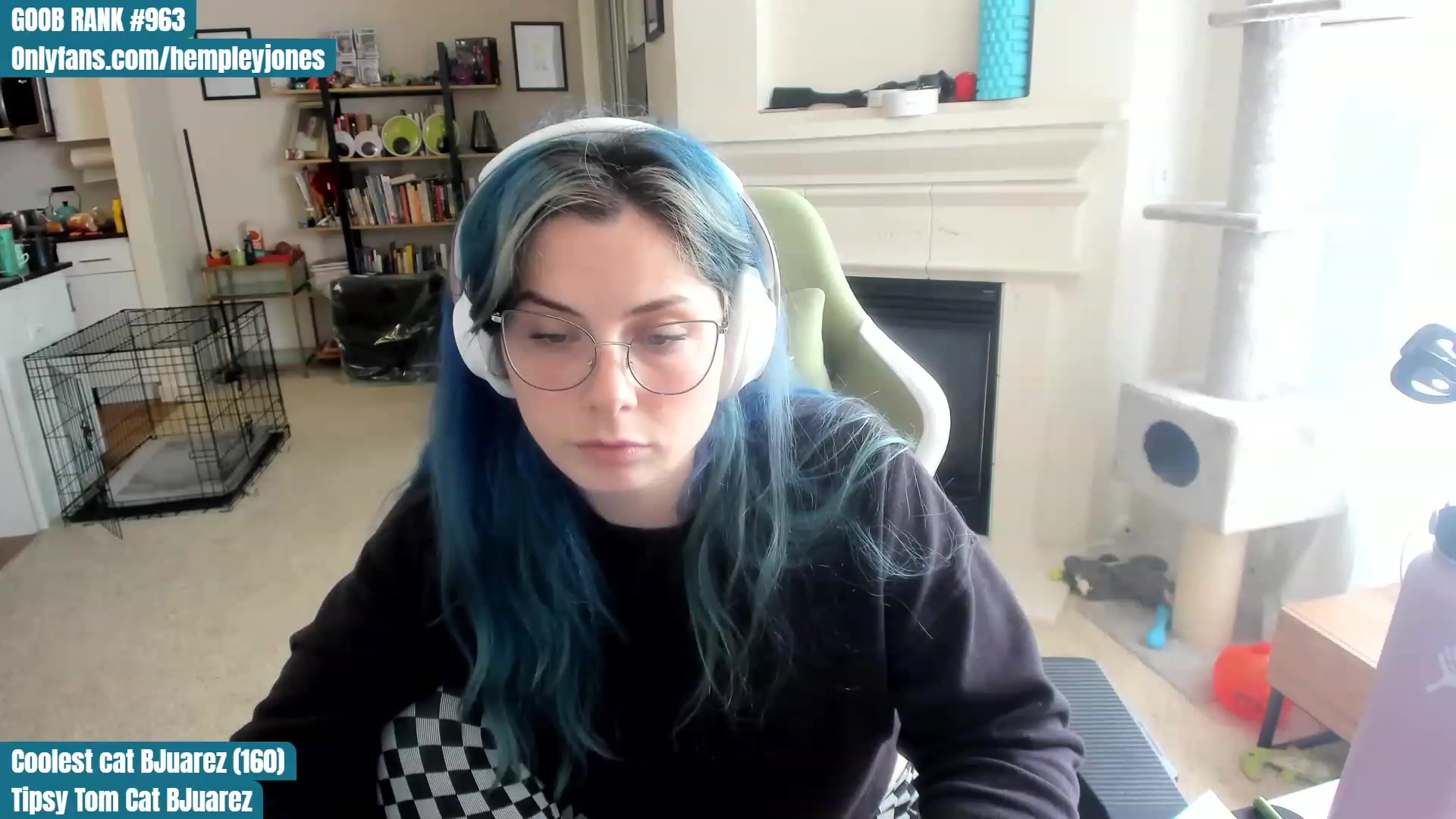 Gallery image thumbnail from Hemppopotamus's myfreecams stream on, 06/11/2023, 23:15 image 13 of 20