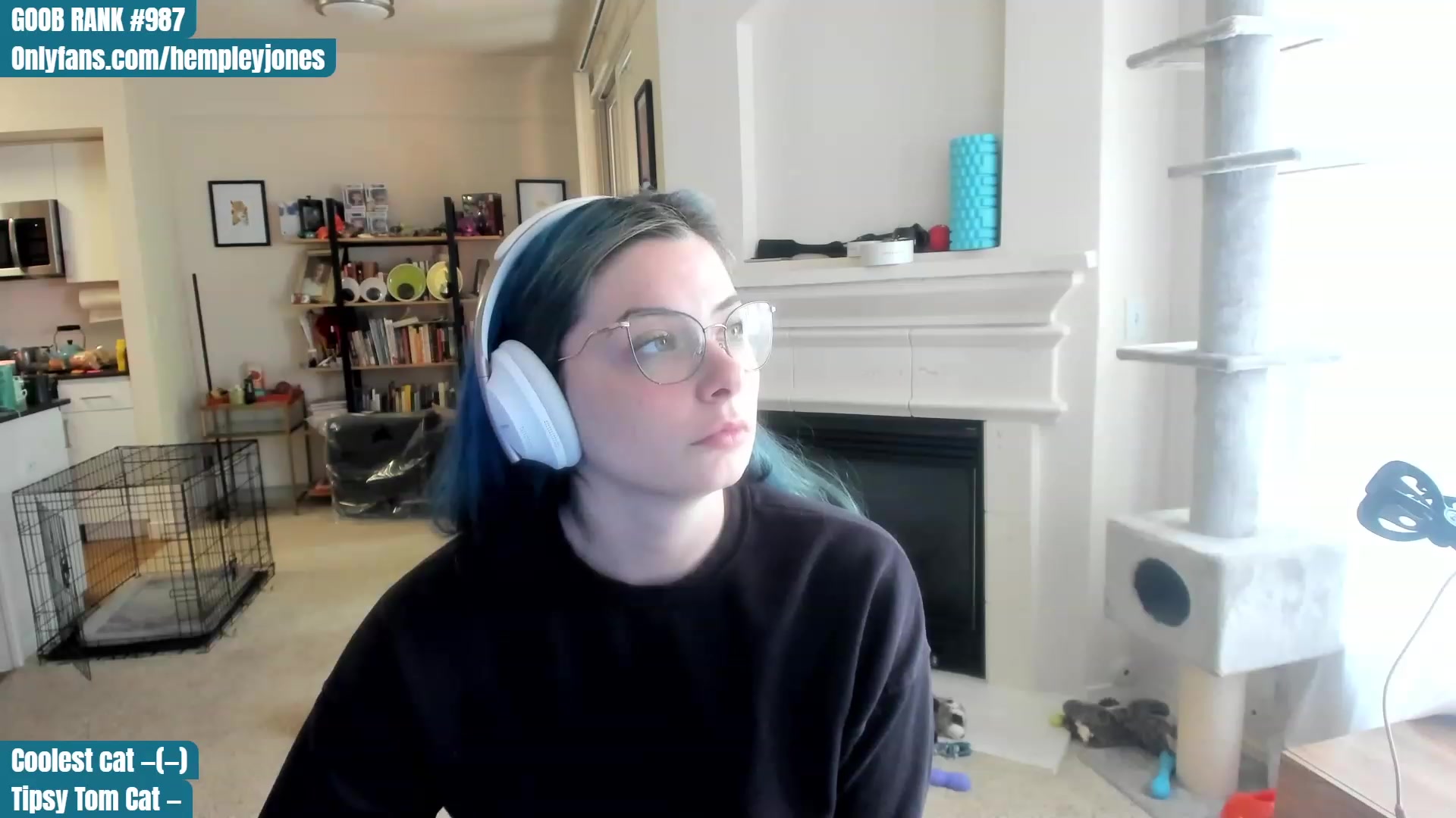 Gallery image thumbnail from Hemppopotamus's myfreecams stream on, 06/11/2023, 23:15 image 3 of 20