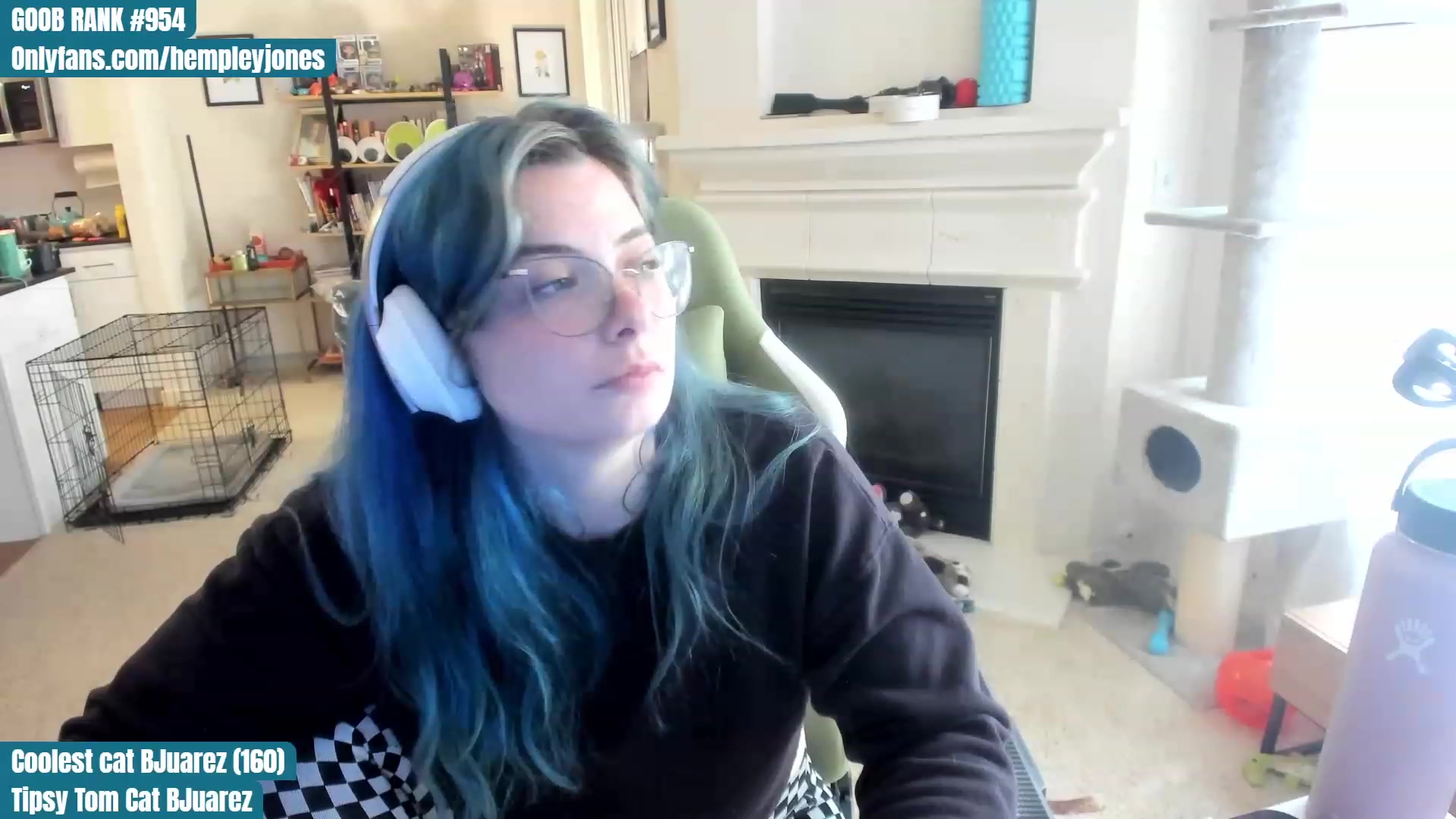 Gallery image thumbnail from Hemppopotamus's myfreecams stream on, 06/12/2023, 24:02 image 12 of 20