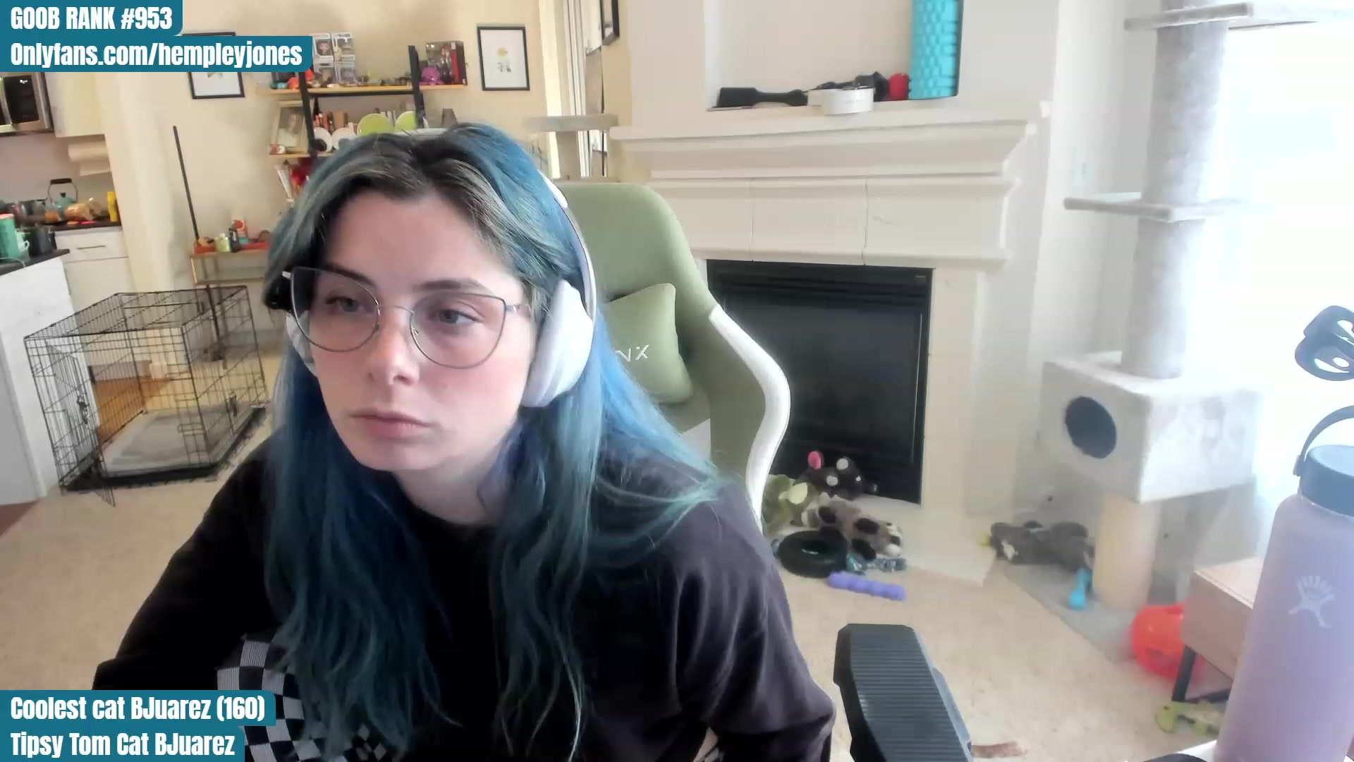 Gallery image thumbnail from Hemppopotamus's myfreecams stream on, 06/12/2023, 24:02 image 16 of 20