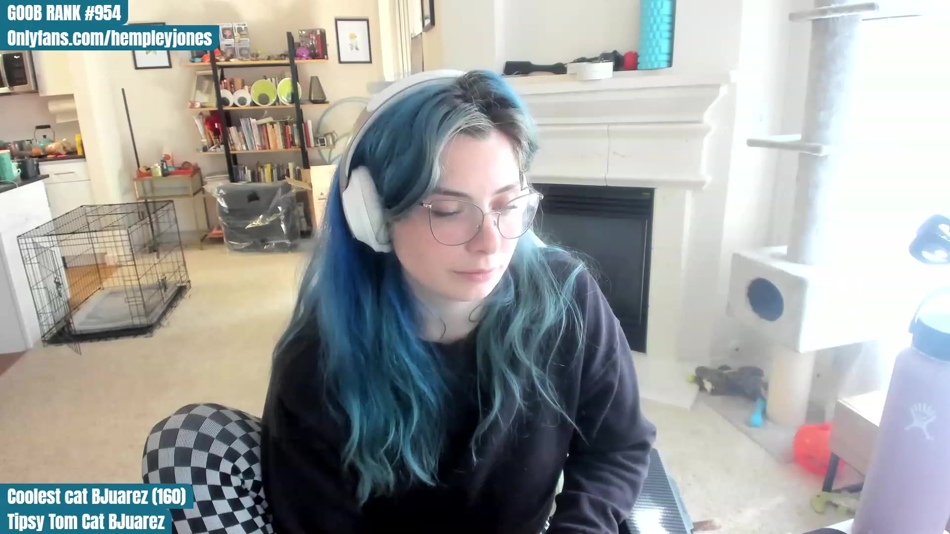 Gallery image thumbnail from Hemppopotamus's myfreecams stream on, 06/12/2023, 24:02 image 11 of 20