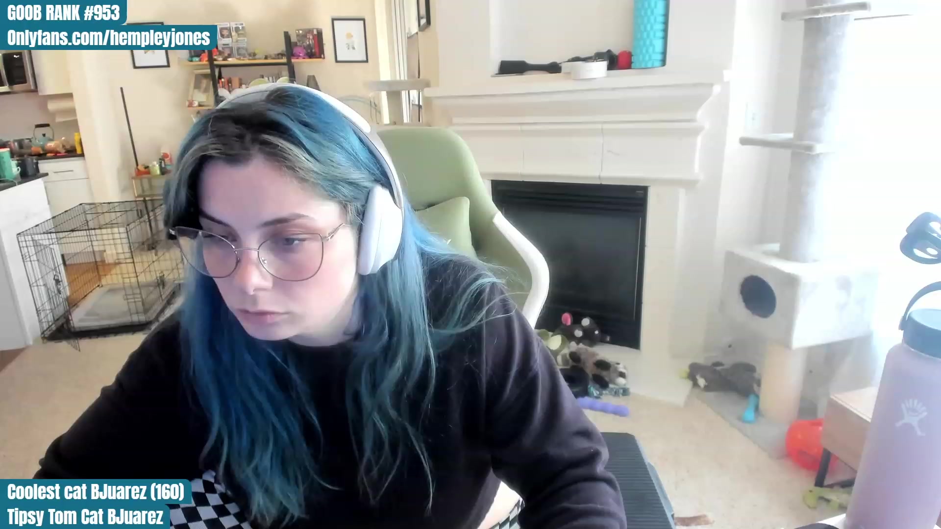 Gallery image thumbnail from Hemppopotamus's myfreecams stream on, 06/12/2023, 24:02 image 17 of 20
