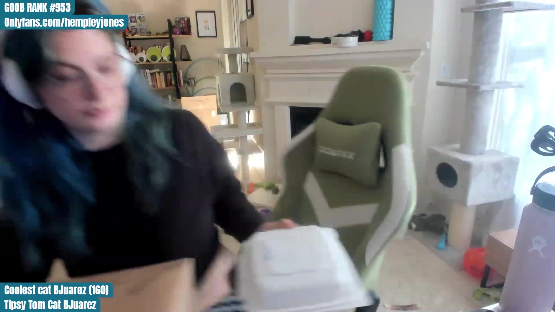 Gallery image thumbnail from Hemppopotamus's myfreecams stream on, 06/12/2023, 24:02 image 20 of 20