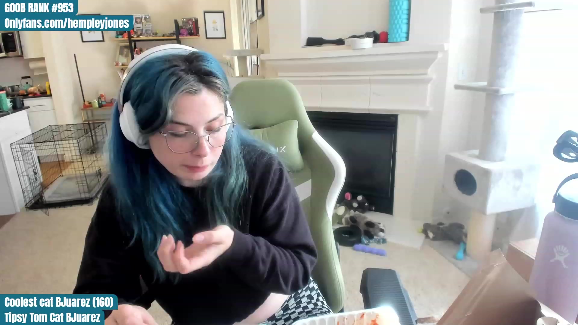 Gallery image thumbnail from Hemppopotamus's myfreecams stream on, 06/12/2023, 24:14 image 2 of 20