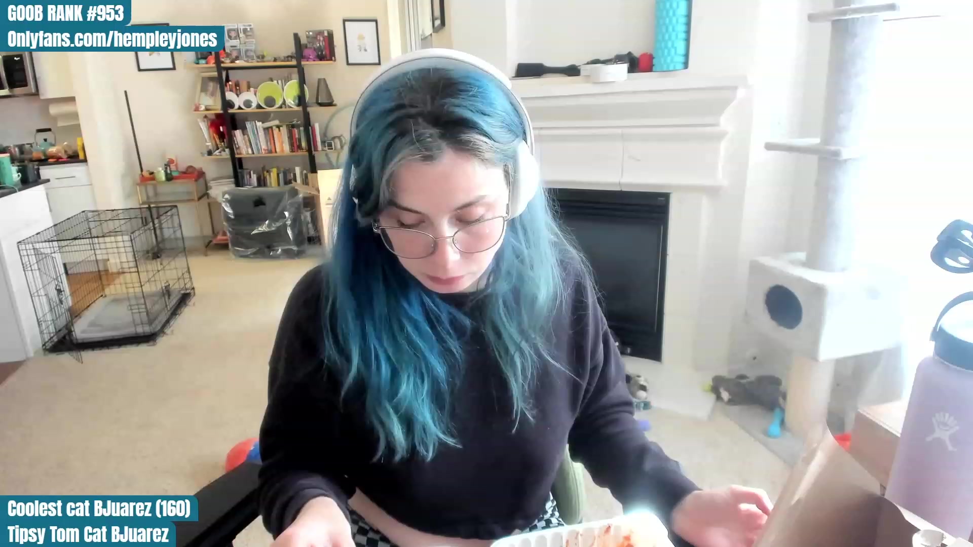 Gallery image thumbnail from Hemppopotamus's myfreecams stream on, 06/12/2023, 24:14 image 4 of 20