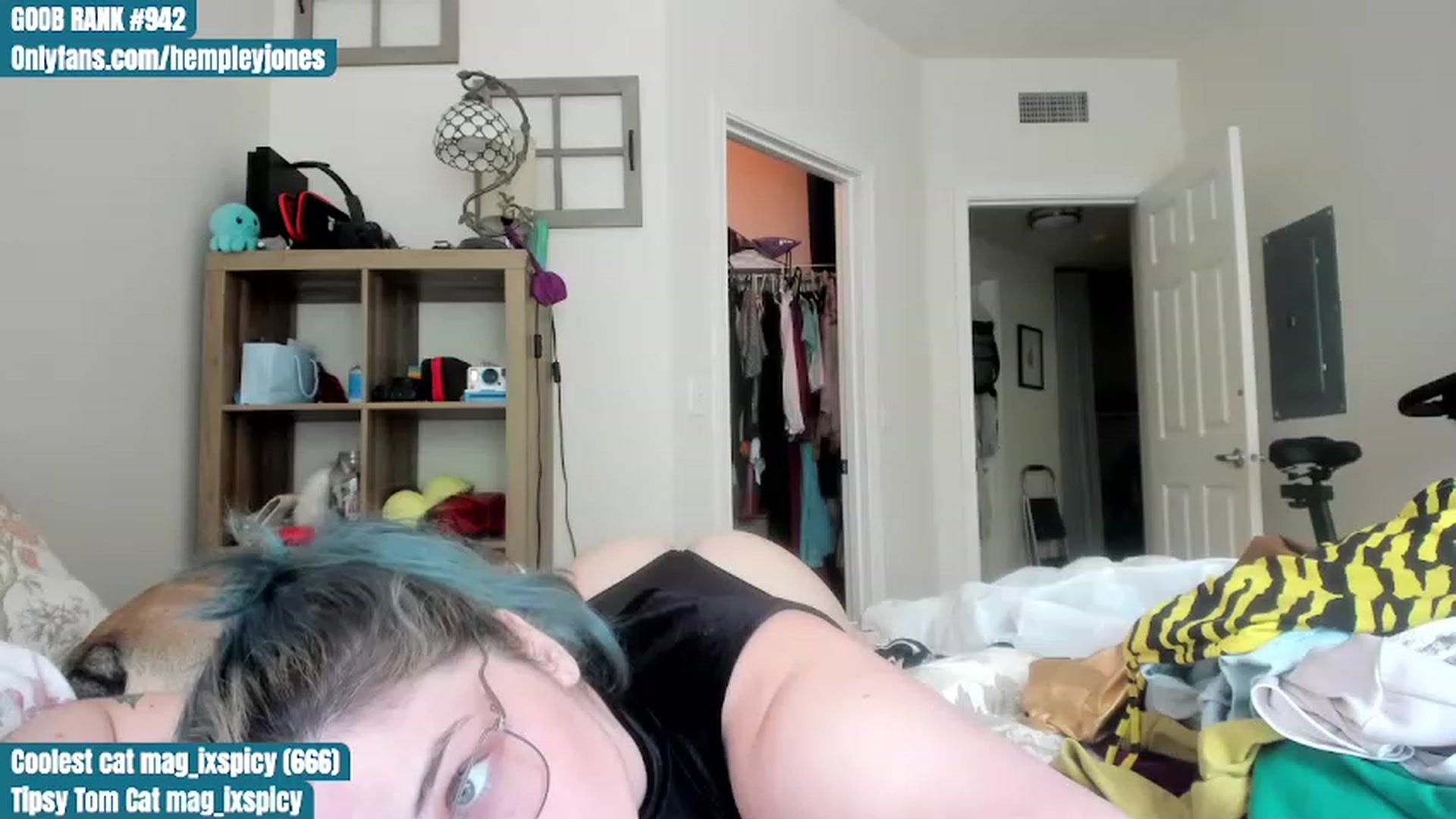 Gallery image thumbnail from Hemppopotamus's myfreecams stream on, 06/12/2023, 23:24 image 19 of 20