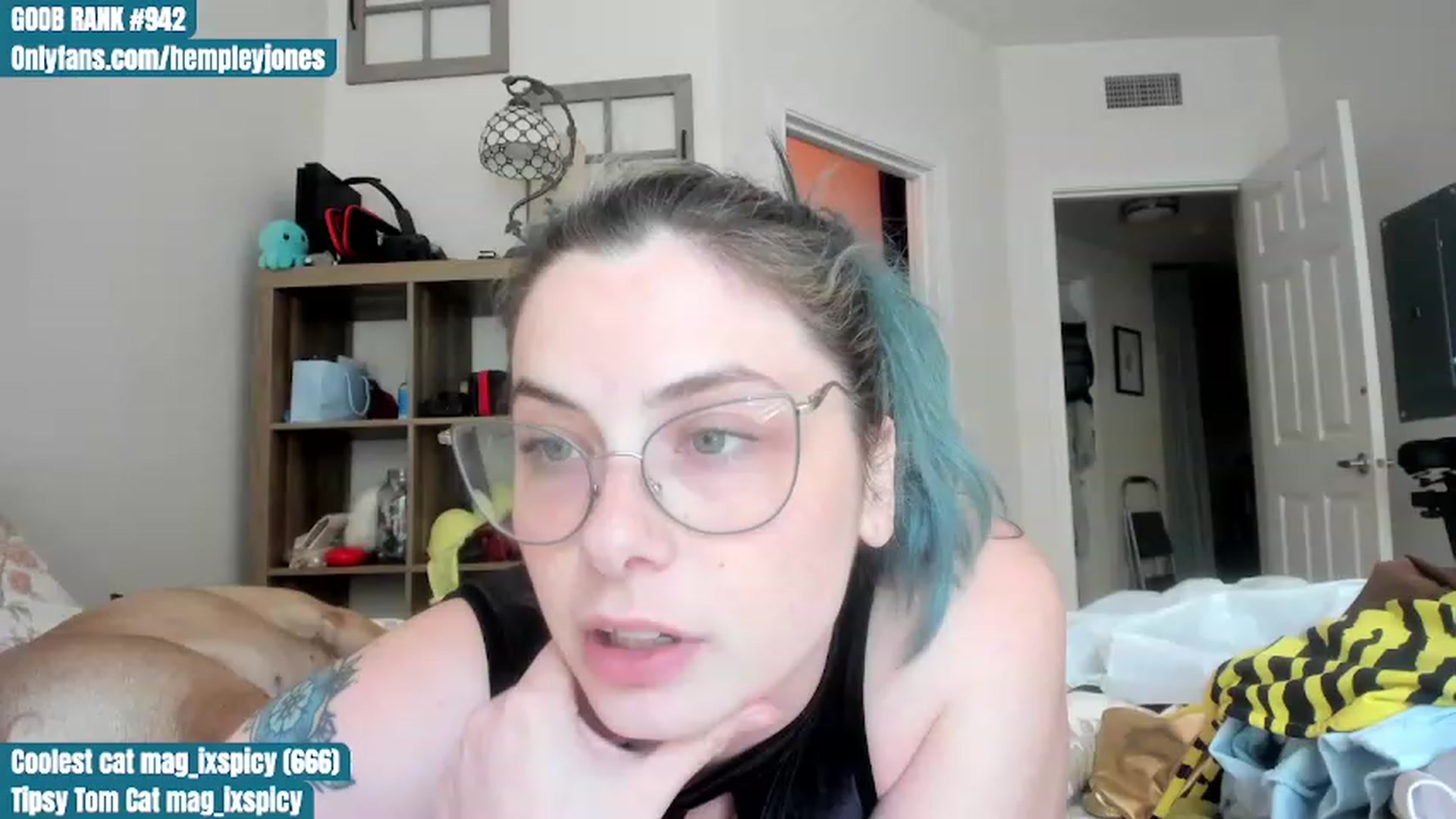 Gallery image thumbnail from Hemppopotamus's myfreecams stream on, 06/12/2023, 23:24 image 18 of 20
