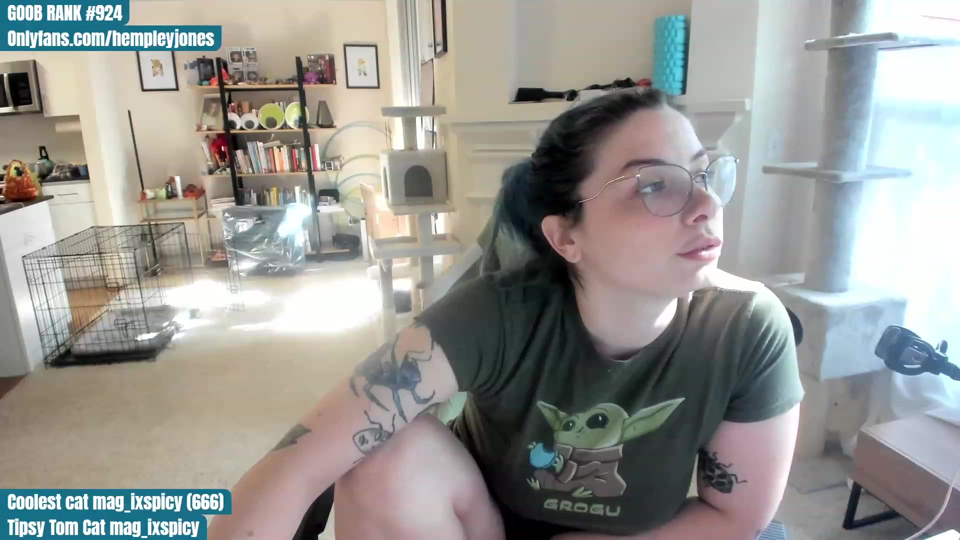 Gallery image thumbnail from Hemppopotamus's myfreecams stream on, 06/13/2023, 01:05 image 15 of 20