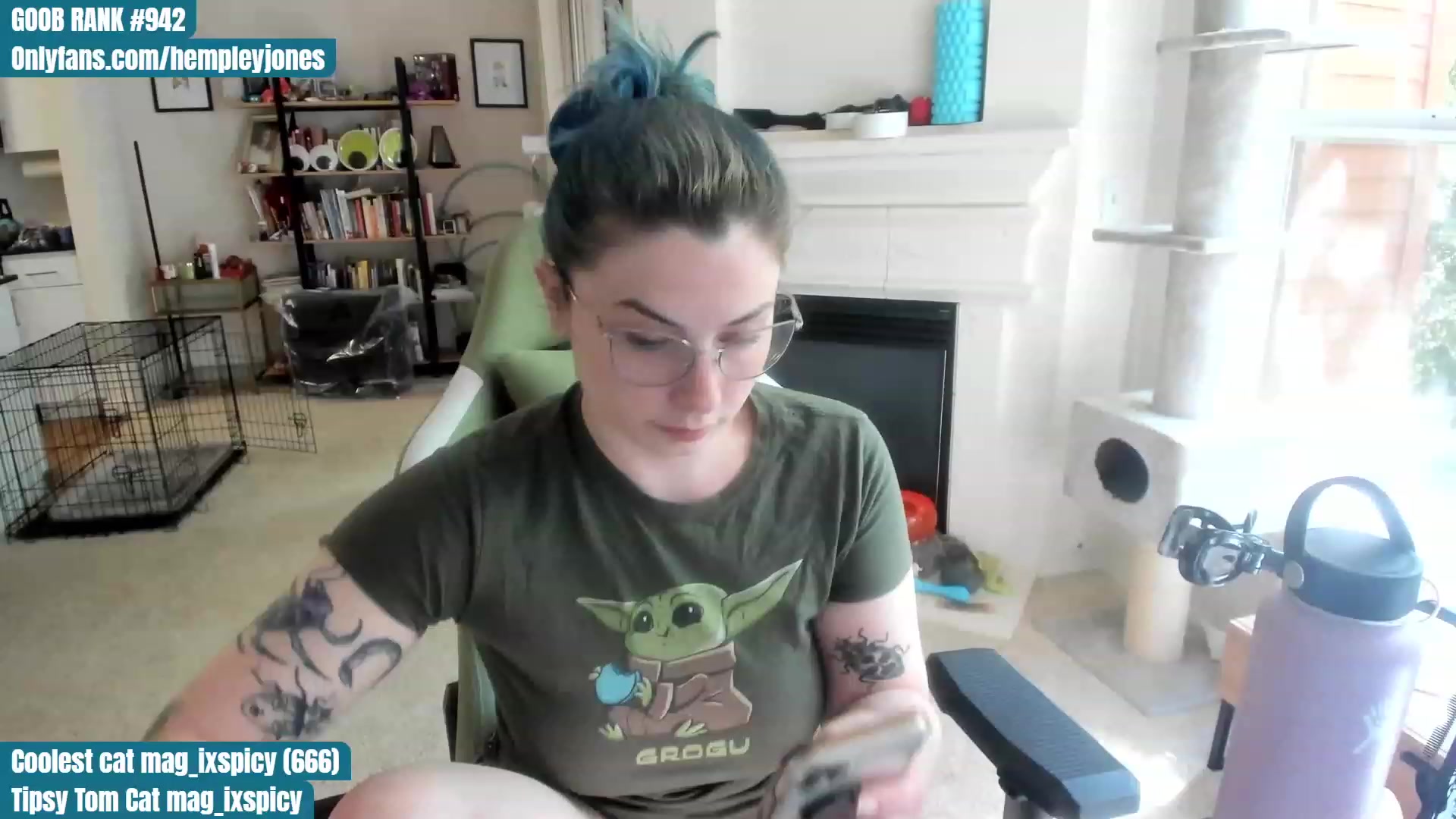 Gallery image thumbnail from Hemppopotamus's myfreecams stream on, 06/13/2023, 01:26 image 1 of 20
