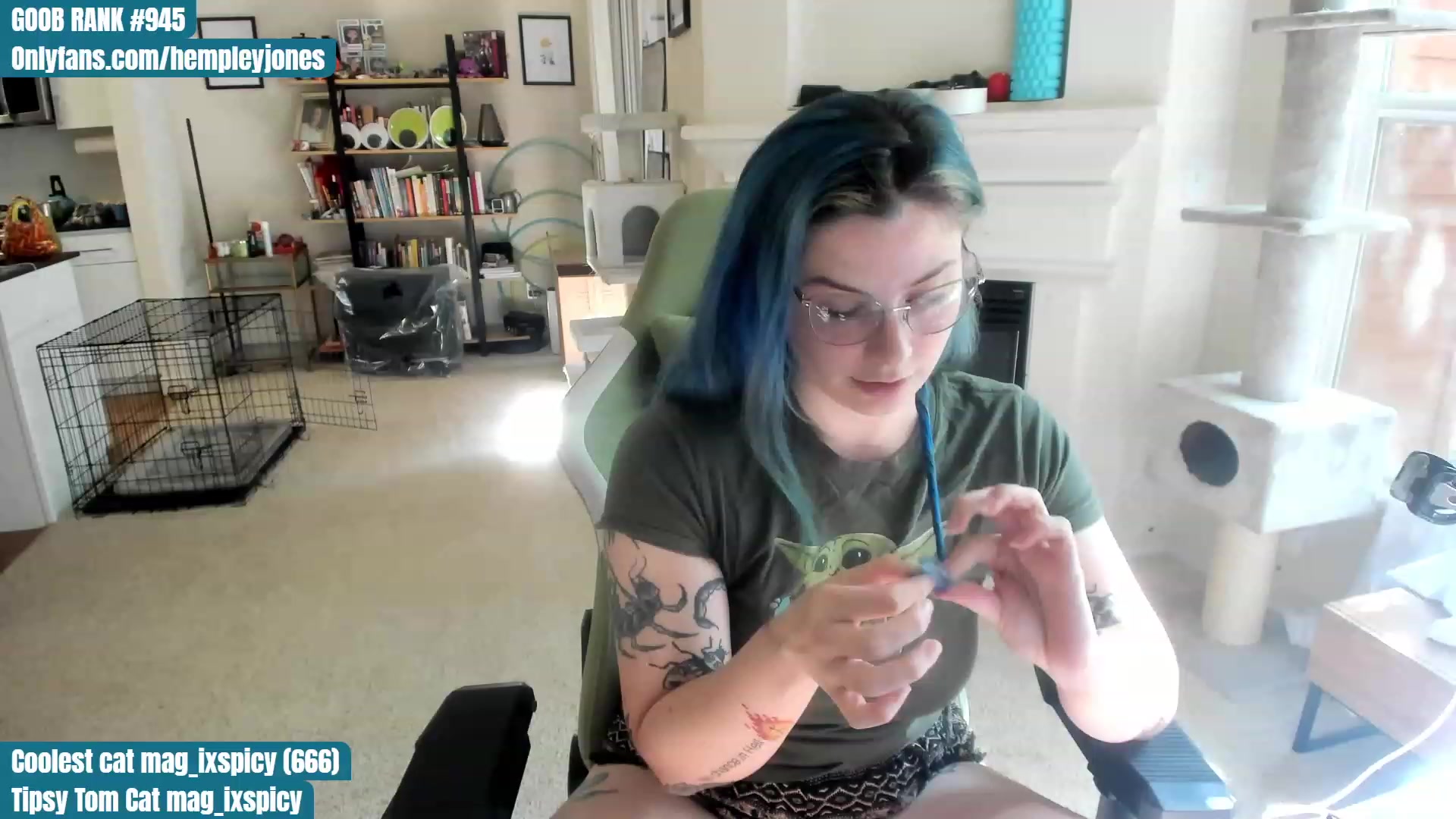 Gallery image thumbnail from Hemppopotamus's myfreecams stream on, 06/13/2023, 01:26 image 7 of 20