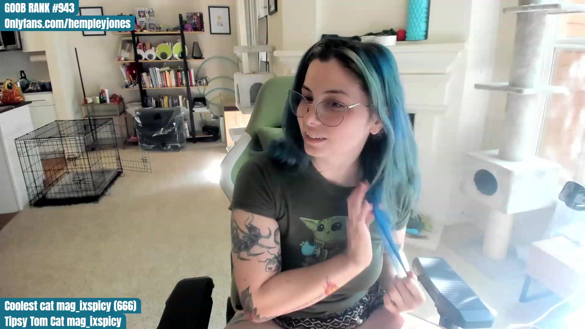 Gallery image thumbnail from Hemppopotamus's myfreecams stream on, 06/13/2023, 01:26 image 6 of 20