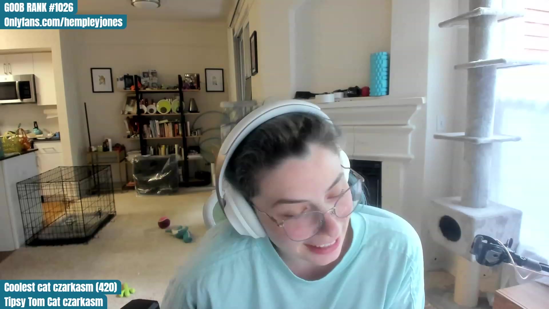 Gallery image thumbnail from Hemppopotamus's myfreecams stream on, 06/15/2023, 02:04 image 4 of 20