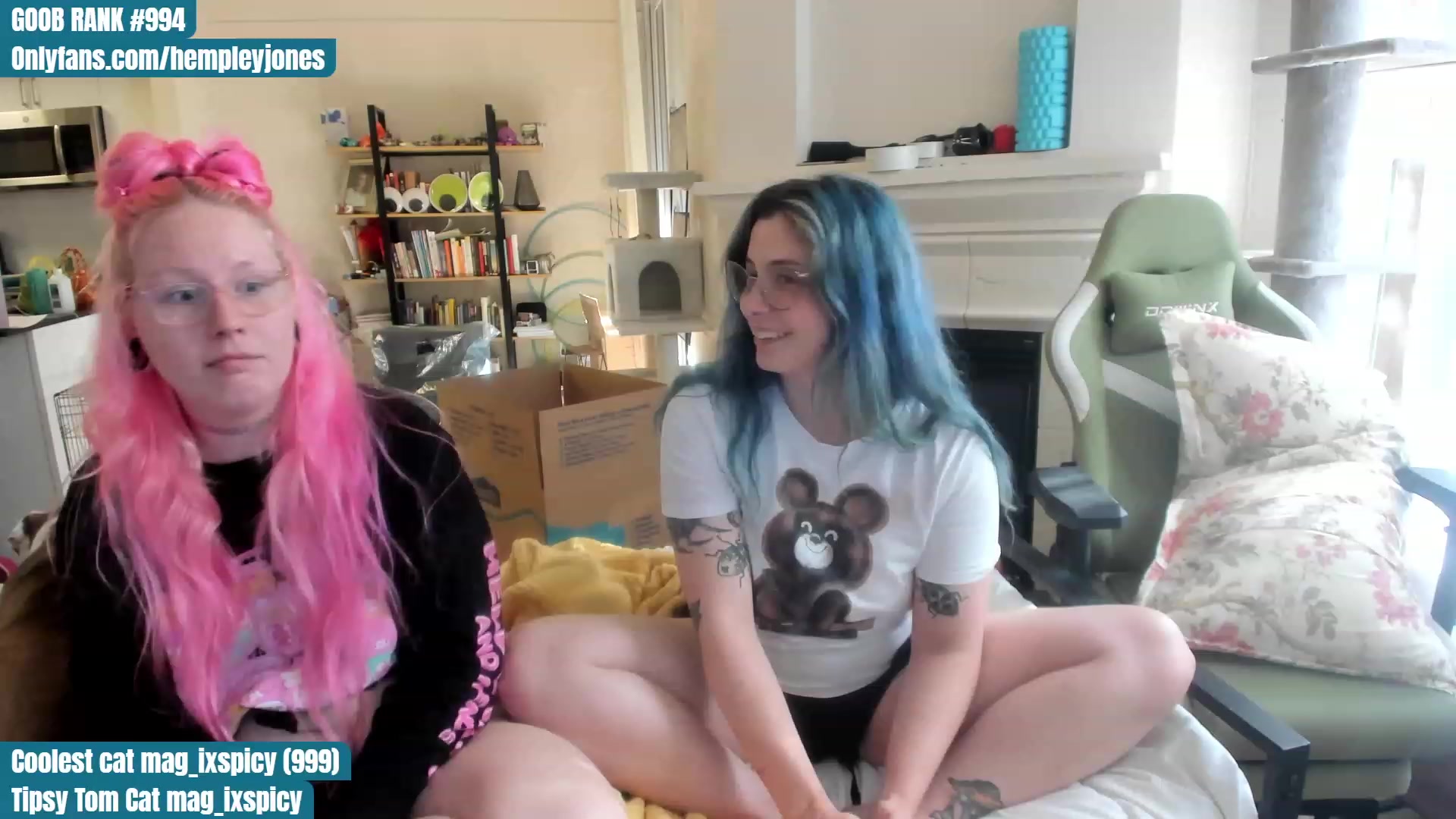 Gallery image thumbnail from Hemppopotamus's myfreecams stream on, 06/16/2023, 24:58 image 13 of 20