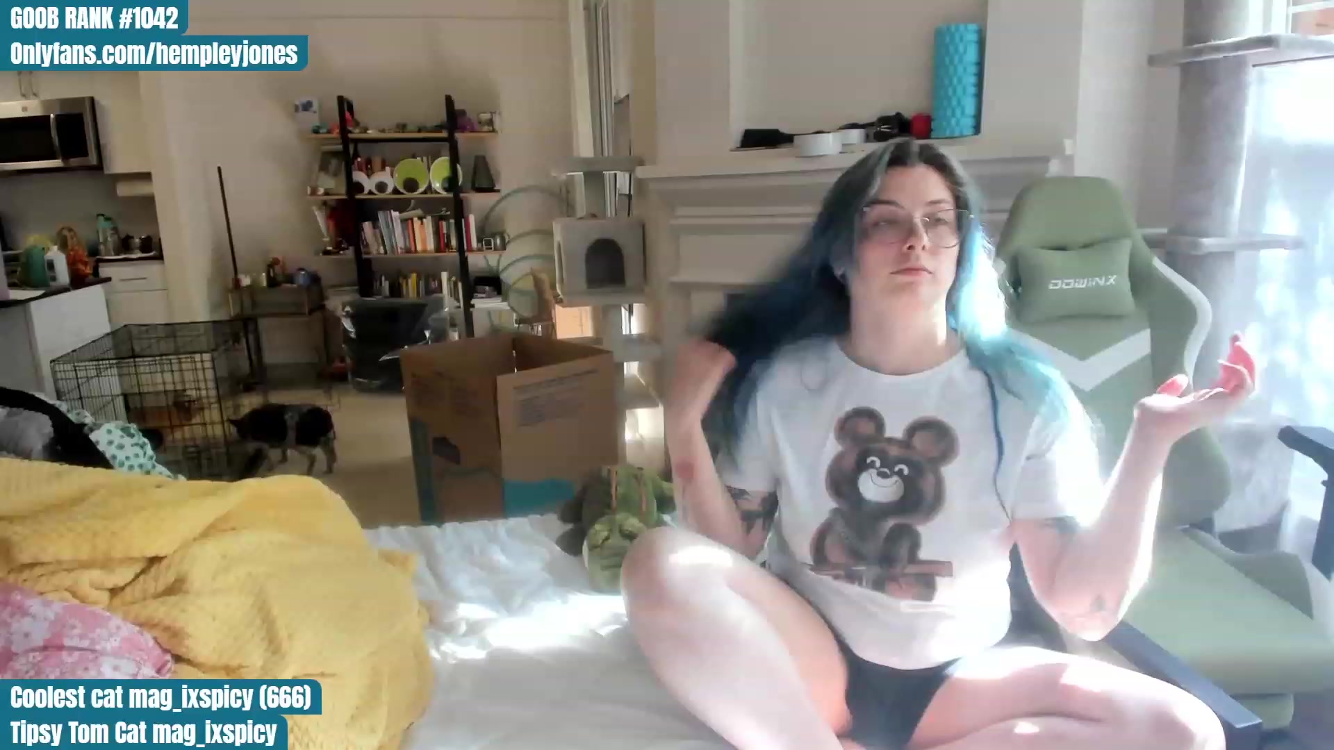 Gallery image thumbnail from Hemppopotamus's myfreecams stream on, 06/16/2023, 24:58 image 2 of 20