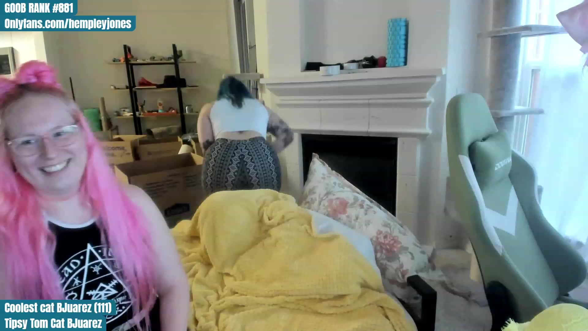 Gallery image thumbnail from Hemppopotamus's myfreecams stream on, 06/17/2023, 23:58 image 10 of 20