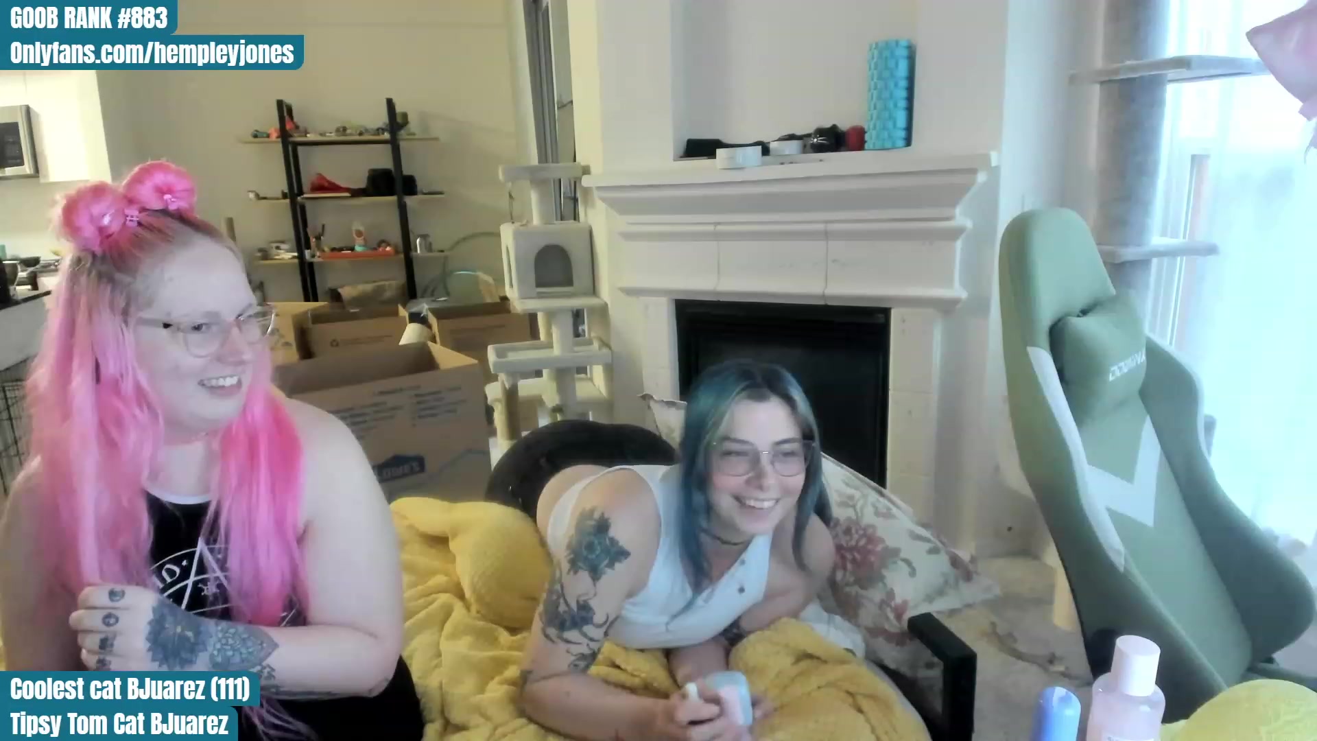 Gallery image thumbnail from Hemppopotamus's myfreecams stream on, 06/17/2023, 23:58 image 6 of 20