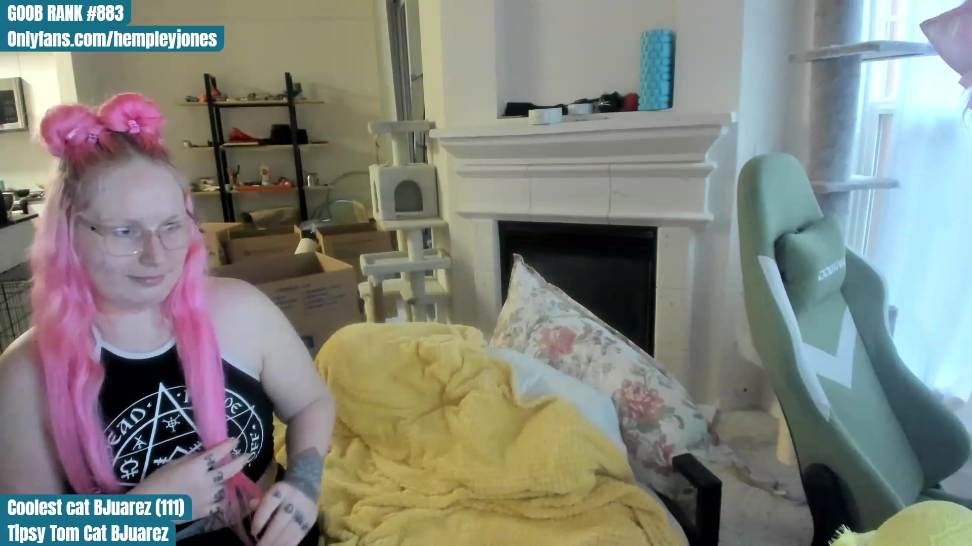 Gallery image thumbnail from Hemppopotamus's myfreecams stream on, 06/17/2023, 23:58 image 7 of 20