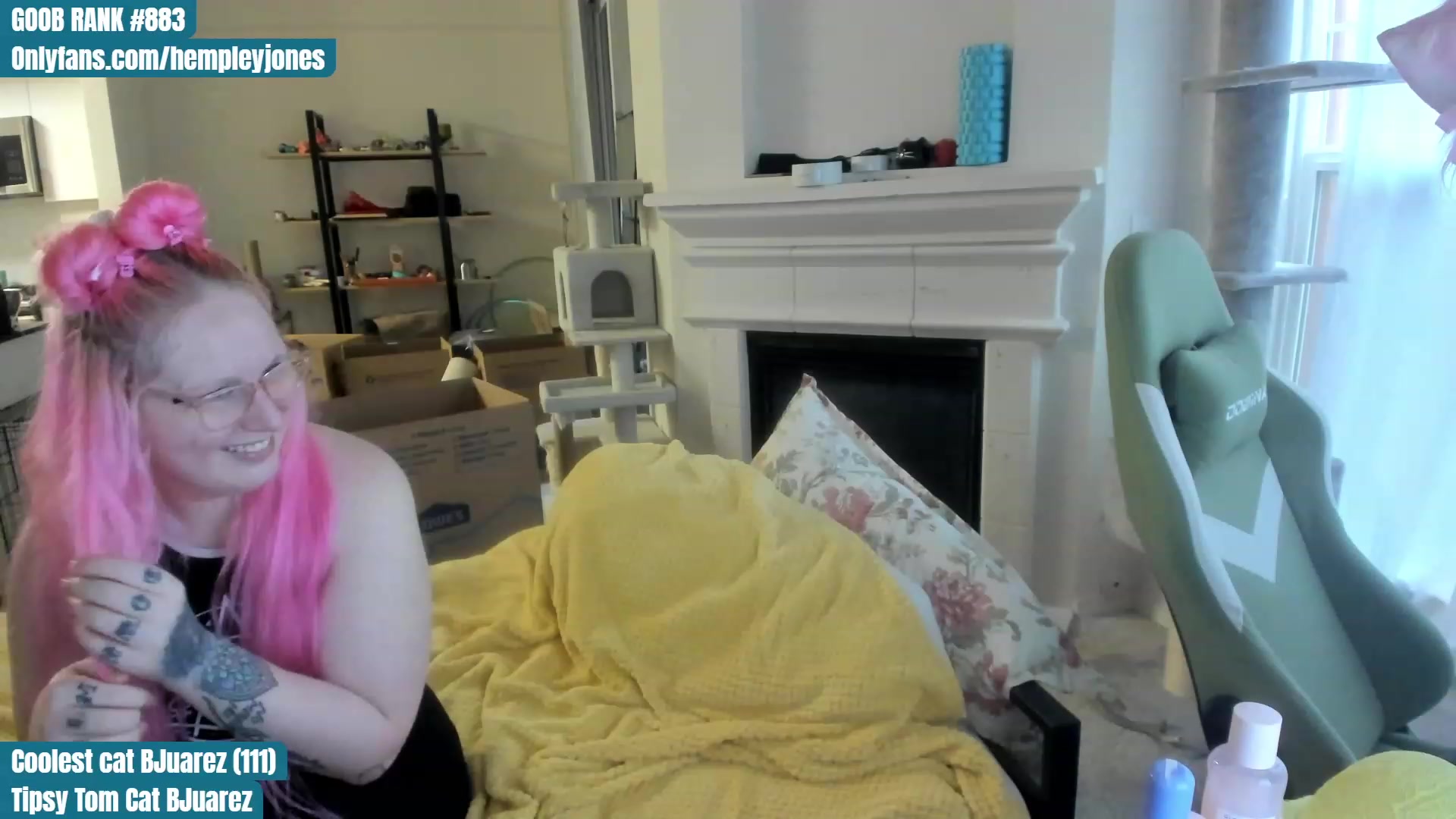 Gallery image thumbnail from Hemppopotamus's myfreecams stream on, 06/17/2023, 23:58 image 5 of 20
