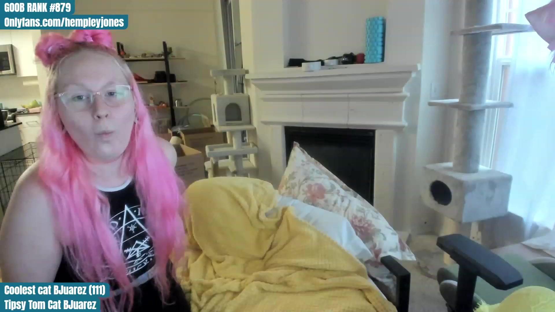 Gallery image thumbnail from Hemppopotamus's myfreecams stream on, 06/17/2023, 23:58 image 15 of 20