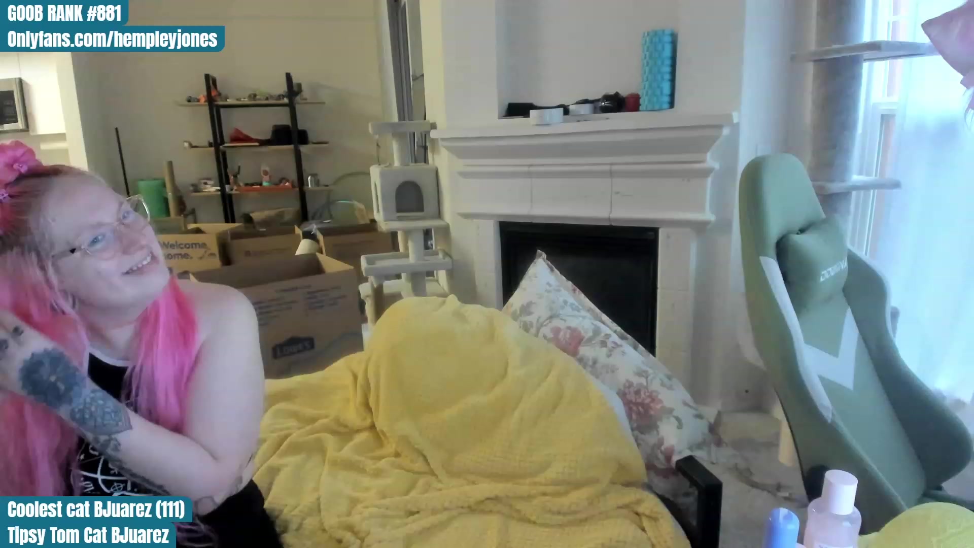 Gallery image thumbnail from Hemppopotamus's myfreecams stream on, 06/17/2023, 23:58 image 1 of 20