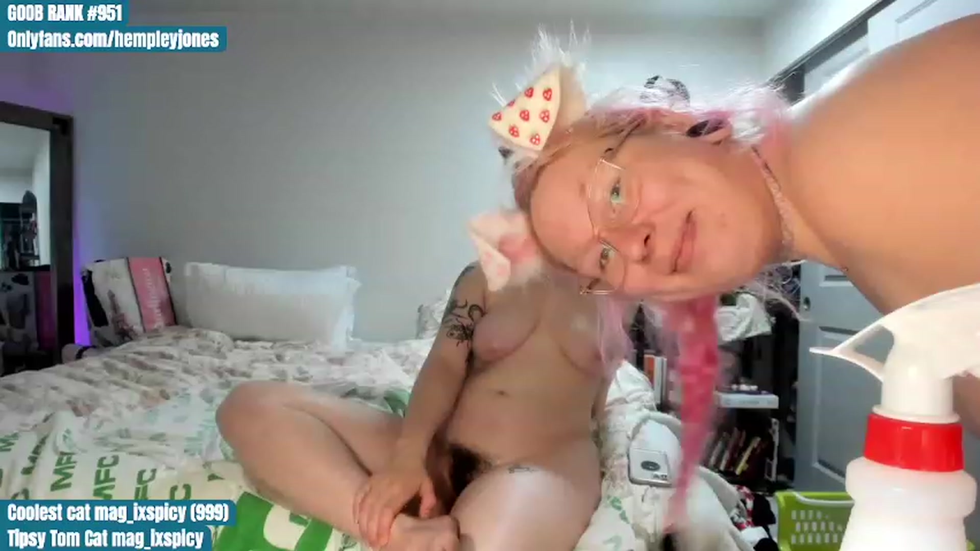 Gallery image thumbnail from Hemppopotamus's myfreecams stream on, 06/24/2023, 01:49 image 19 of 20