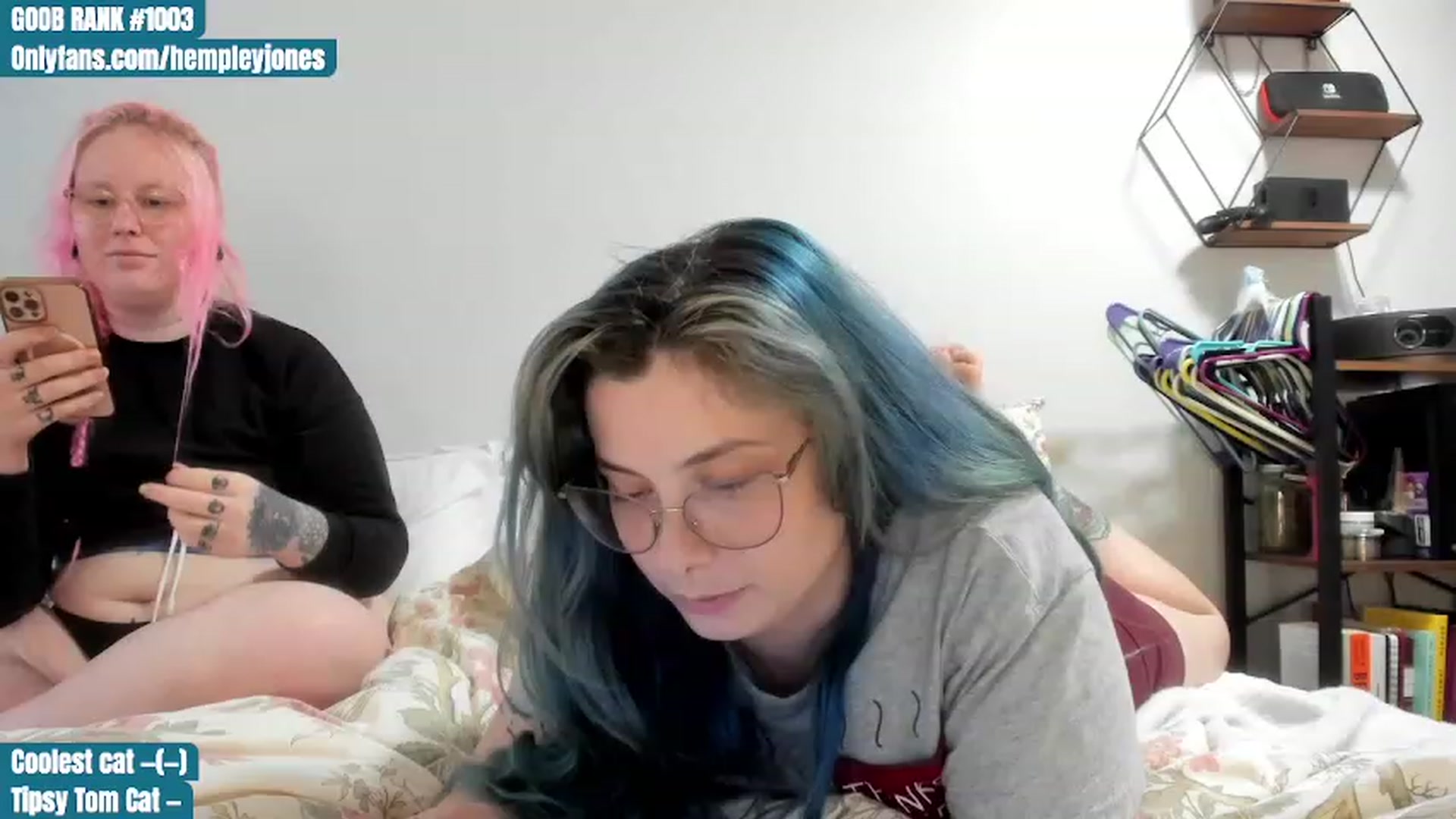 Gallery image thumbnail from Hemppopotamus's myfreecams stream on, 06/25/2023, 24:03 image 17 of 20