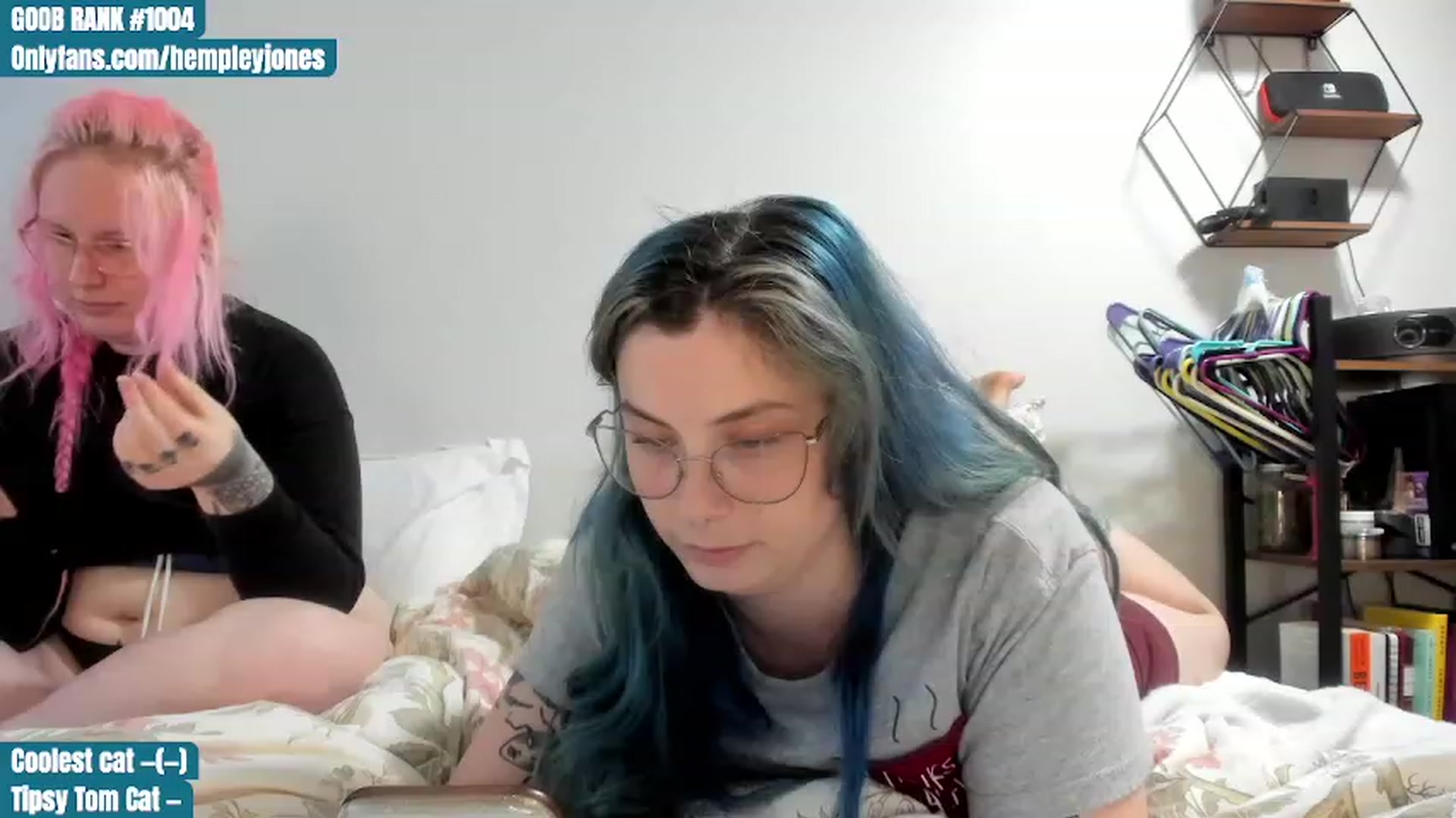 Gallery image thumbnail from Hemppopotamus's myfreecams stream on, 06/25/2023, 24:03 image 18 of 20