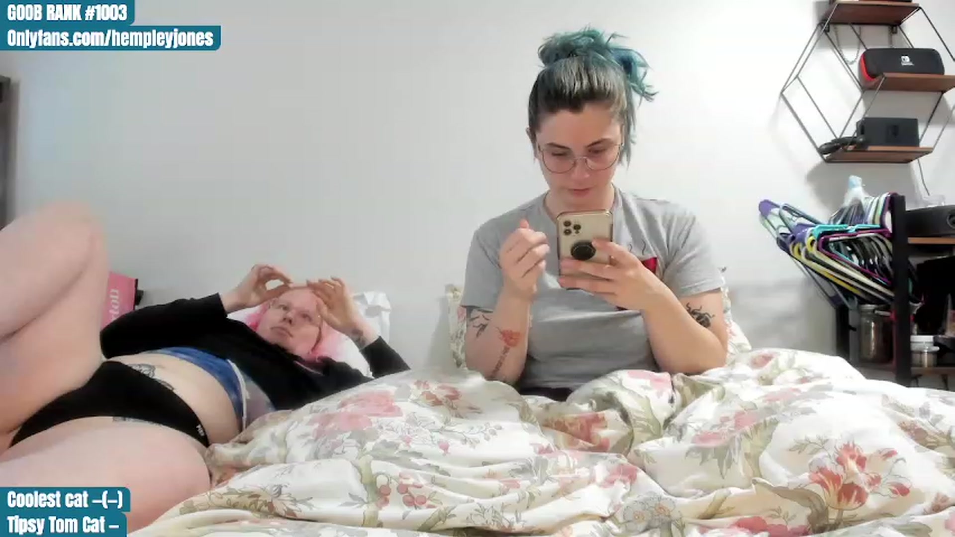 Gallery image thumbnail from Hemppopotamus's myfreecams stream on, 06/25/2023, 24:03 image 13 of 20