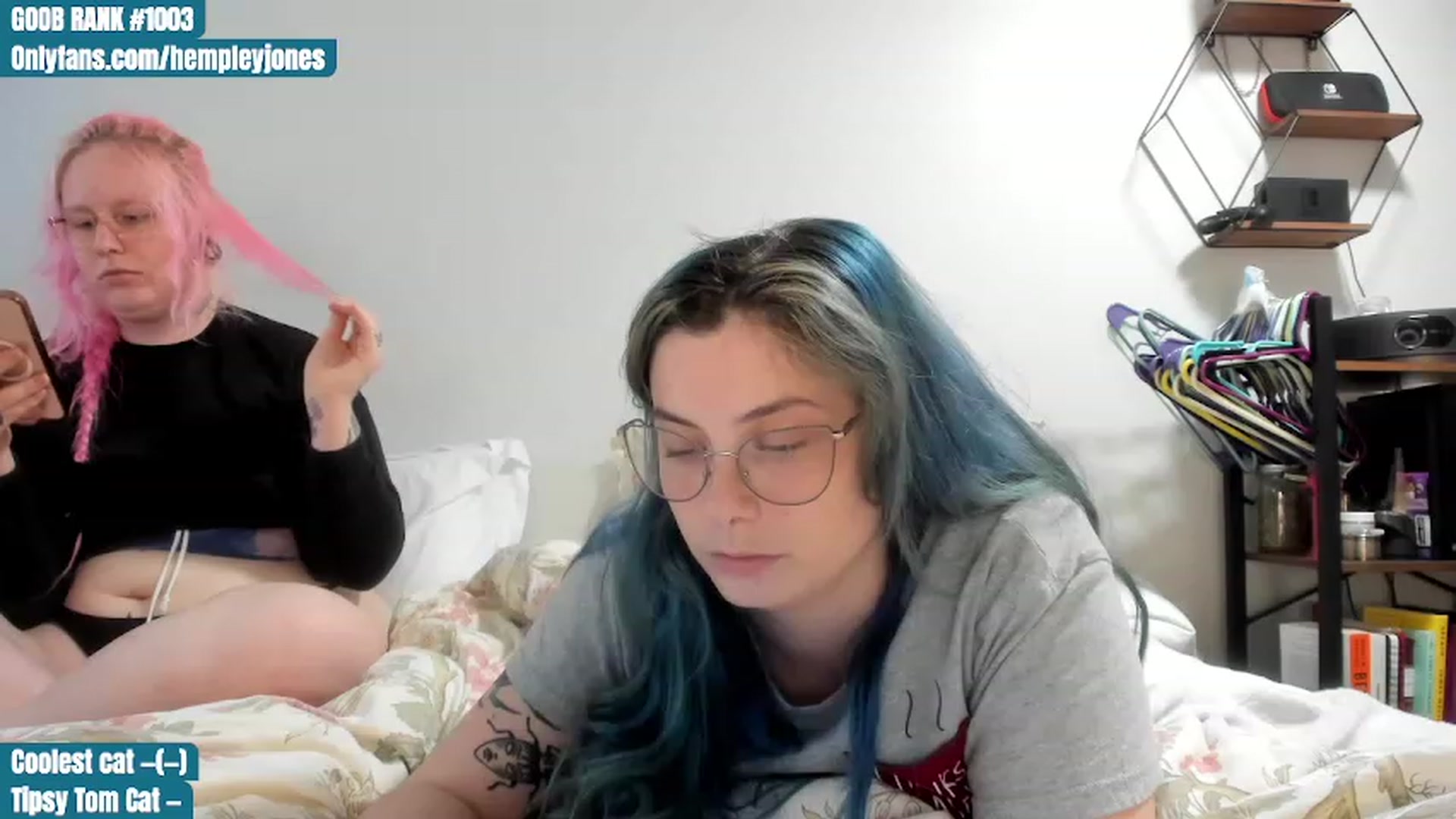 Gallery image thumbnail from Hemppopotamus's myfreecams stream on, 06/25/2023, 24:03 image 19 of 20
