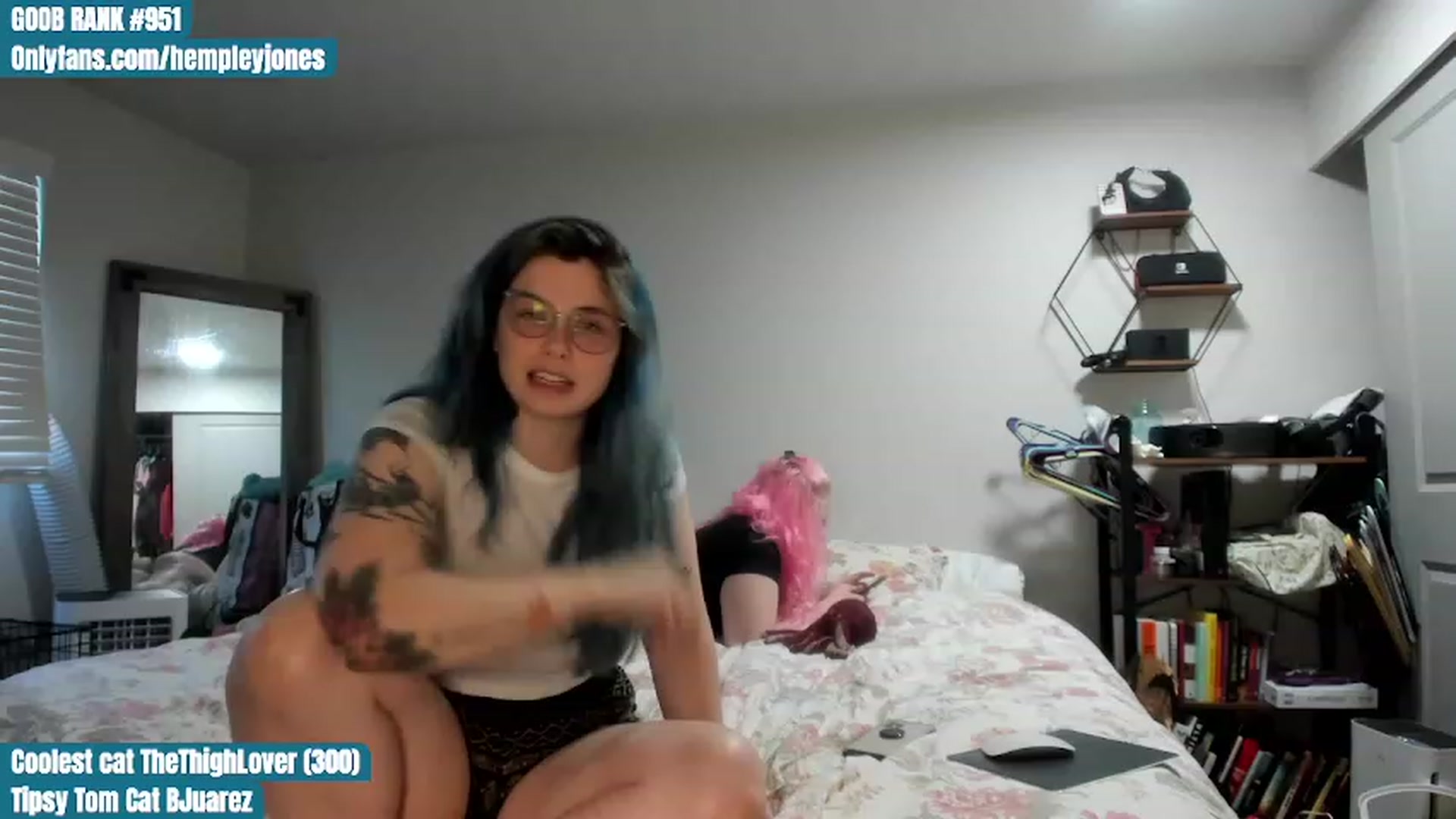 Gallery image thumbnail from Hemppopotamus's myfreecams stream on, 06/26/2023, 01:34 image 18 of 20