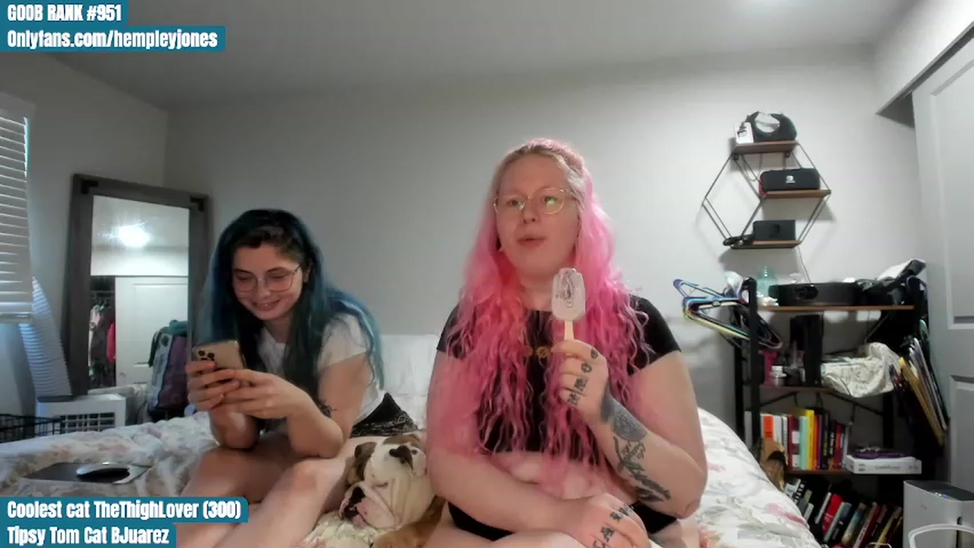 Gallery image thumbnail from Hemppopotamus's myfreecams stream on, 06/26/2023, 01:34 image 16 of 20