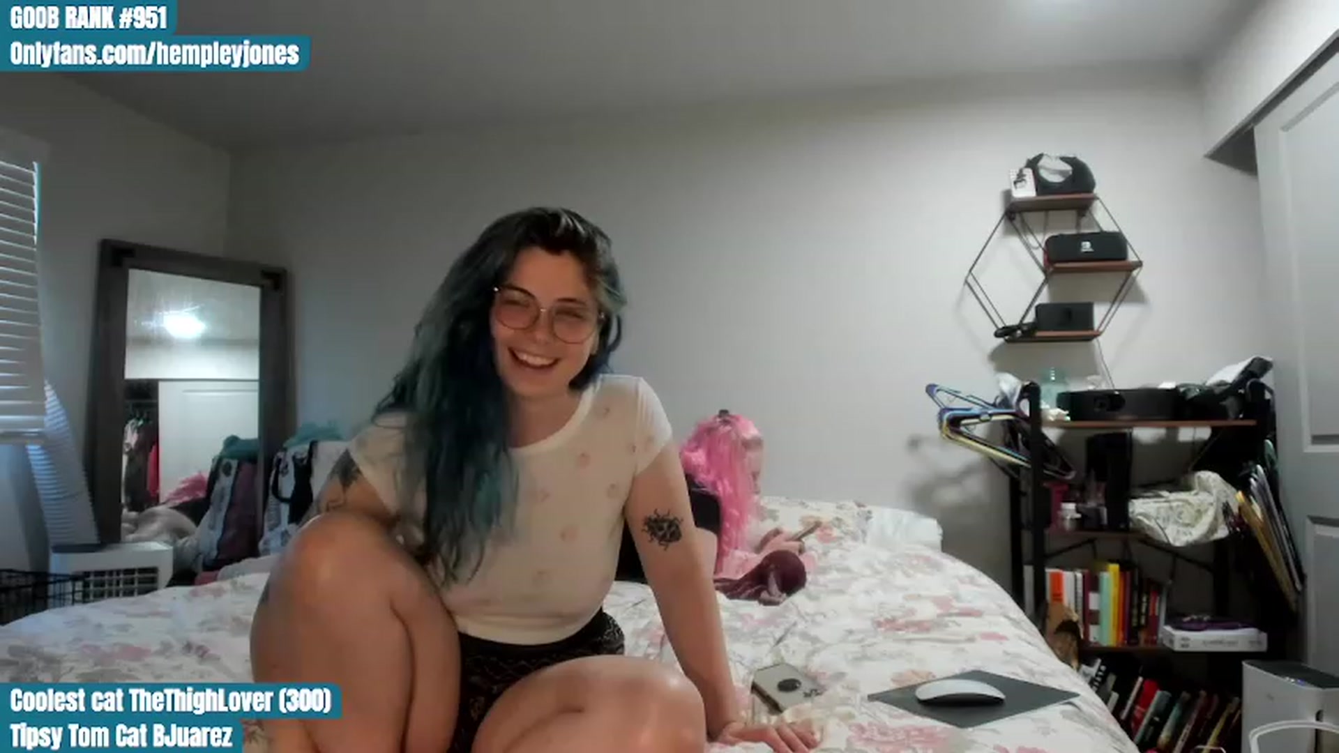Gallery image thumbnail from Hemppopotamus's myfreecams stream on, 06/26/2023, 01:34 image 14 of 20