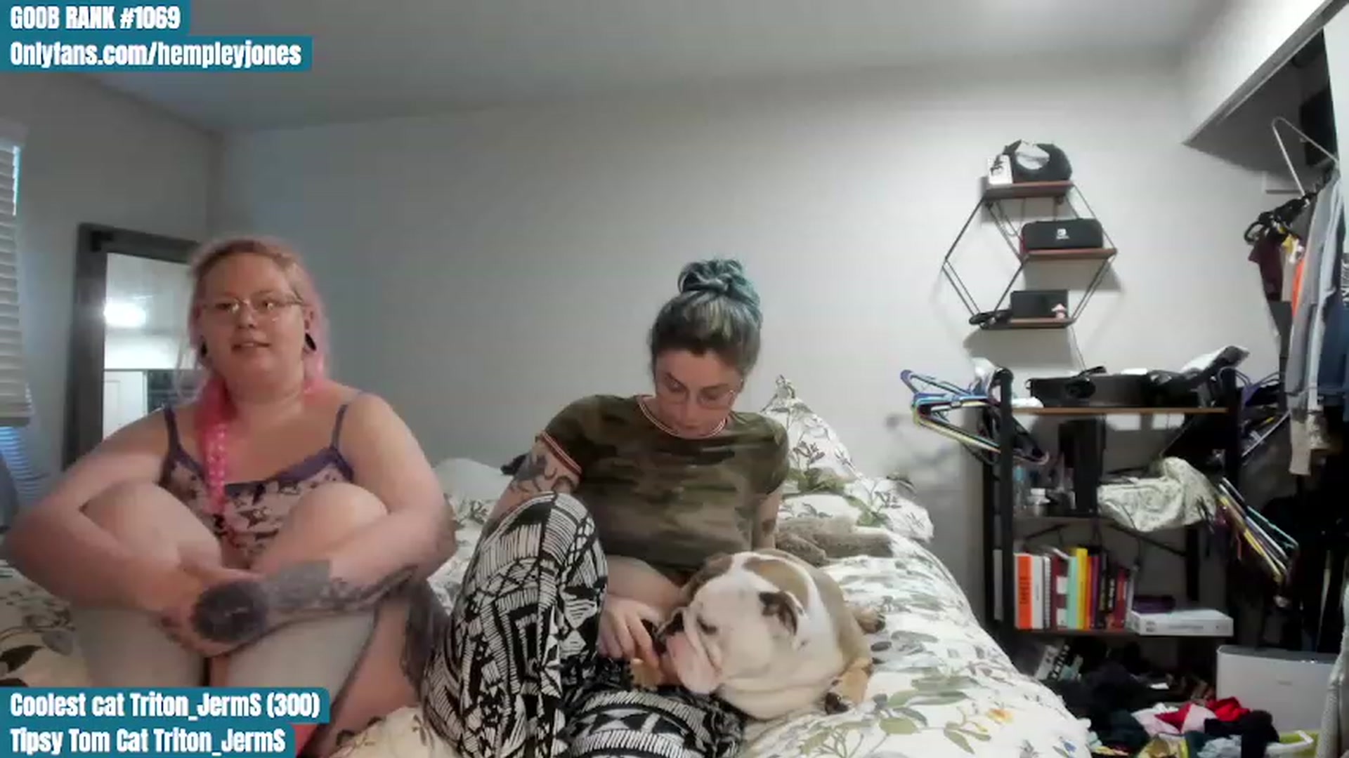 Gallery image thumbnail from Hemppopotamus's myfreecams stream on, 06/29/2023, 01:44 image 16 of 20