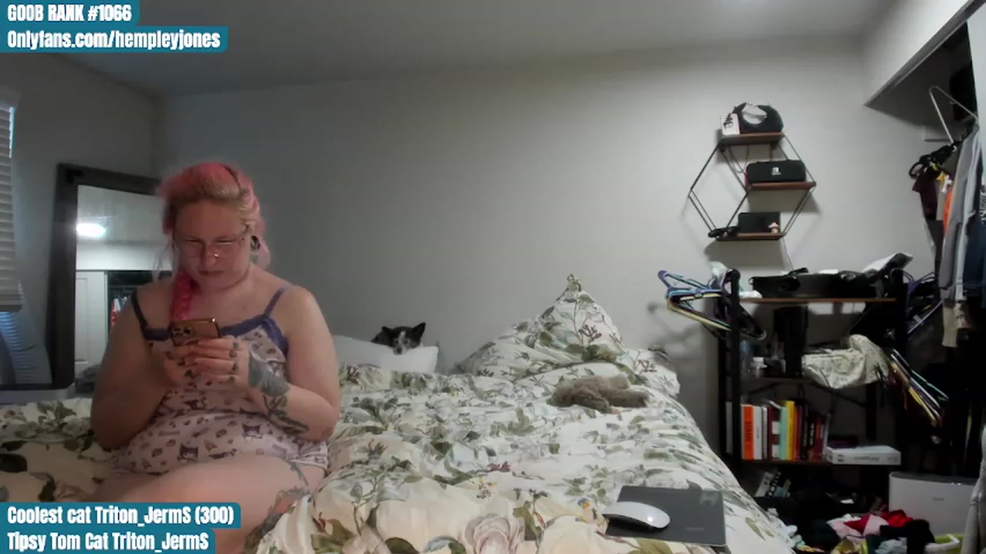 Gallery image thumbnail from Hemppopotamus's myfreecams stream on, 06/29/2023, 01:44 image 7 of 20