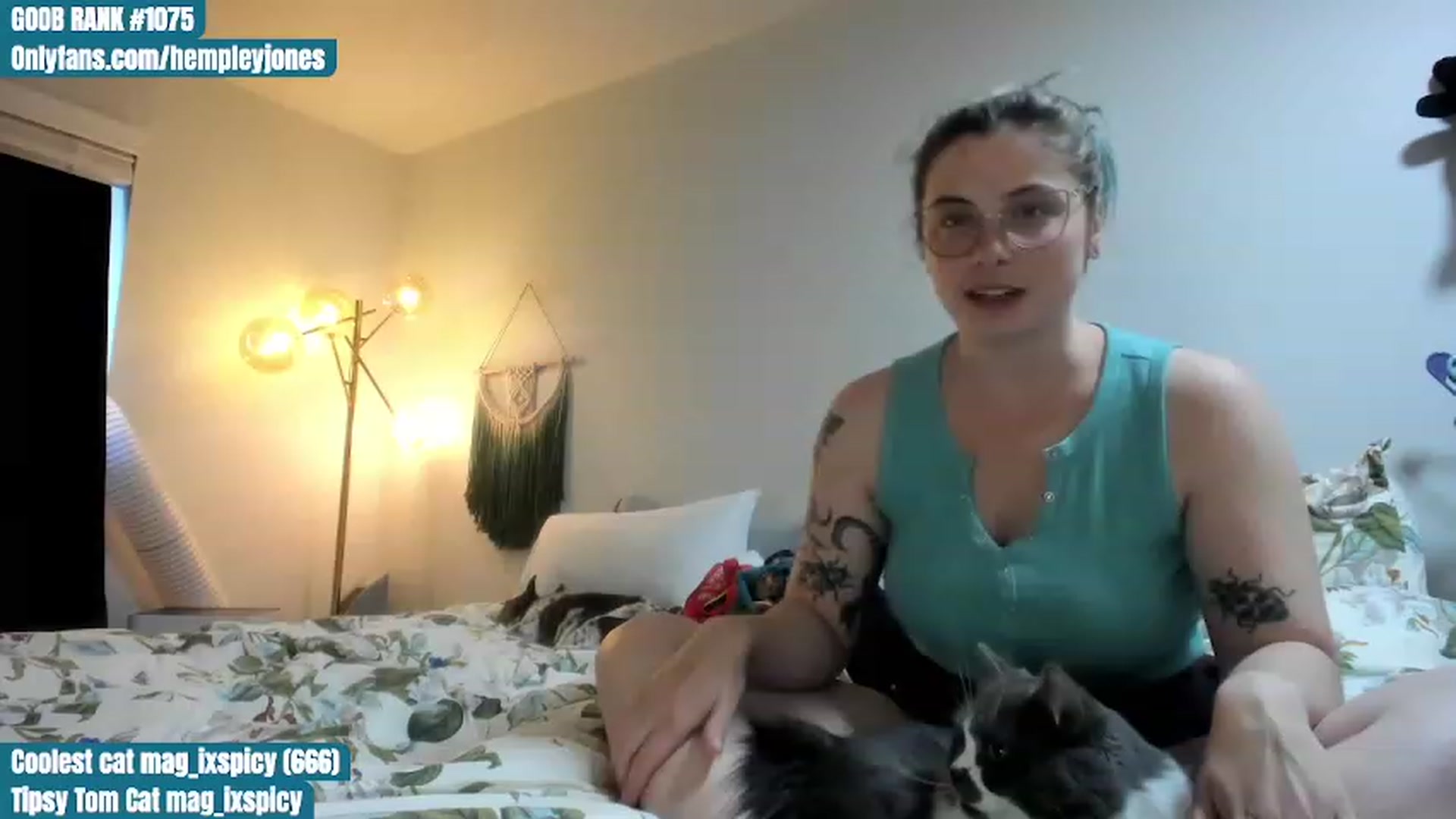 Gallery image thumbnail from Hemppopotamus's myfreecams stream on, 06/30/2023, 24:00 image 16 of 20